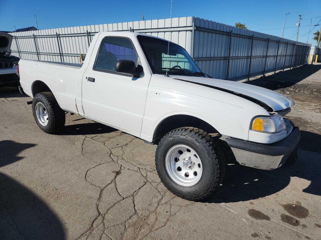 1999 Mazda B2500 White vin: 4F4YR12C4XTM23413