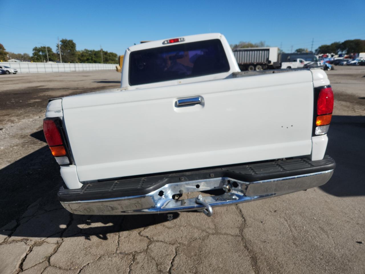 1999 Mazda B2500 White vin: 4F4YR12C4XTM23413