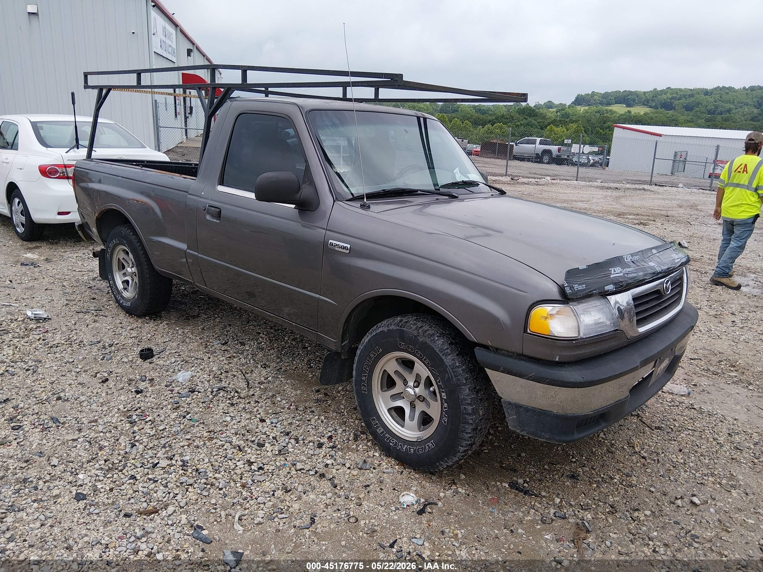 1999 Mazda B2500 Se/sx/tl Серый vin: 4F4YR12C5XTM44867