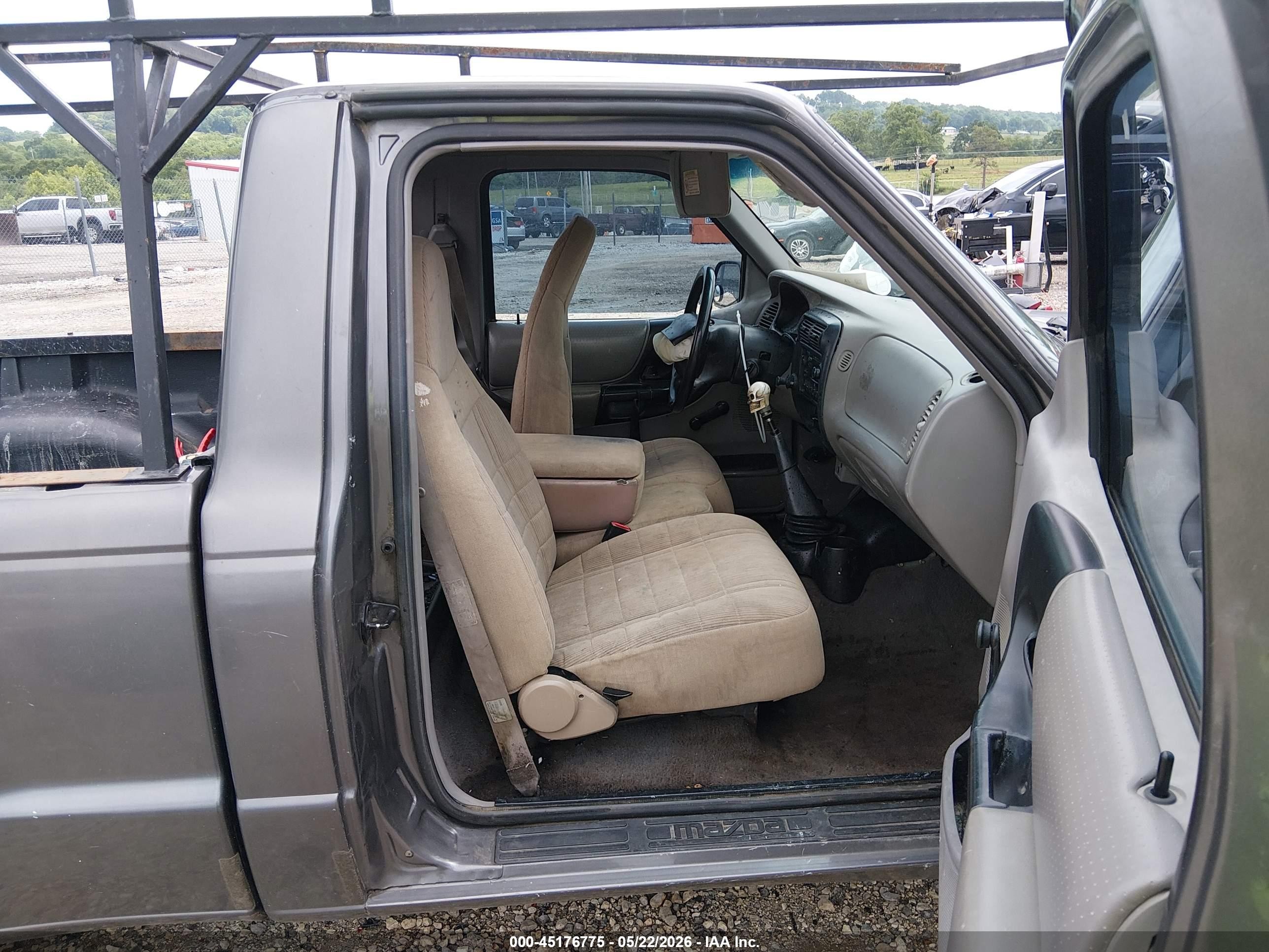 1999 Mazda B2500 Se/sx/tl Серый vin: 4F4YR12C5XTM44867