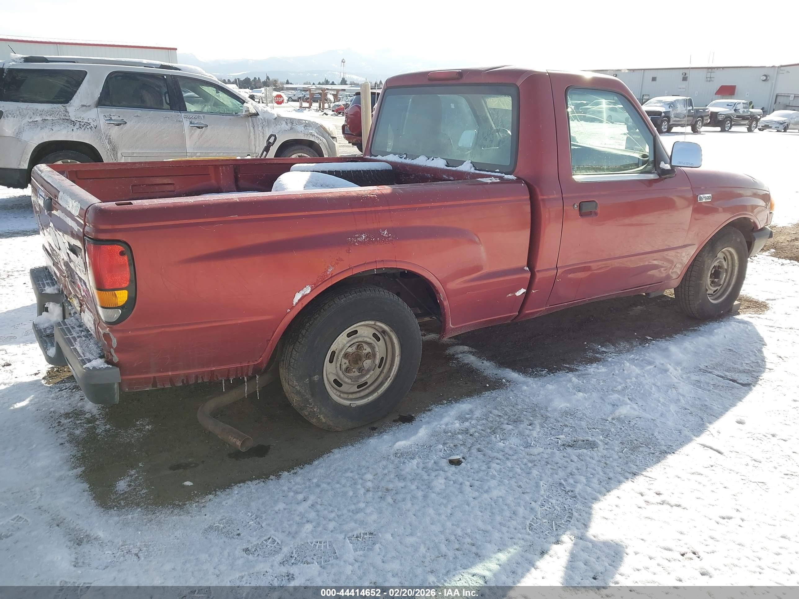 1999 Mazda B2500 Se/sx/tl Красный vin: 4F4YR12C5XTM45260