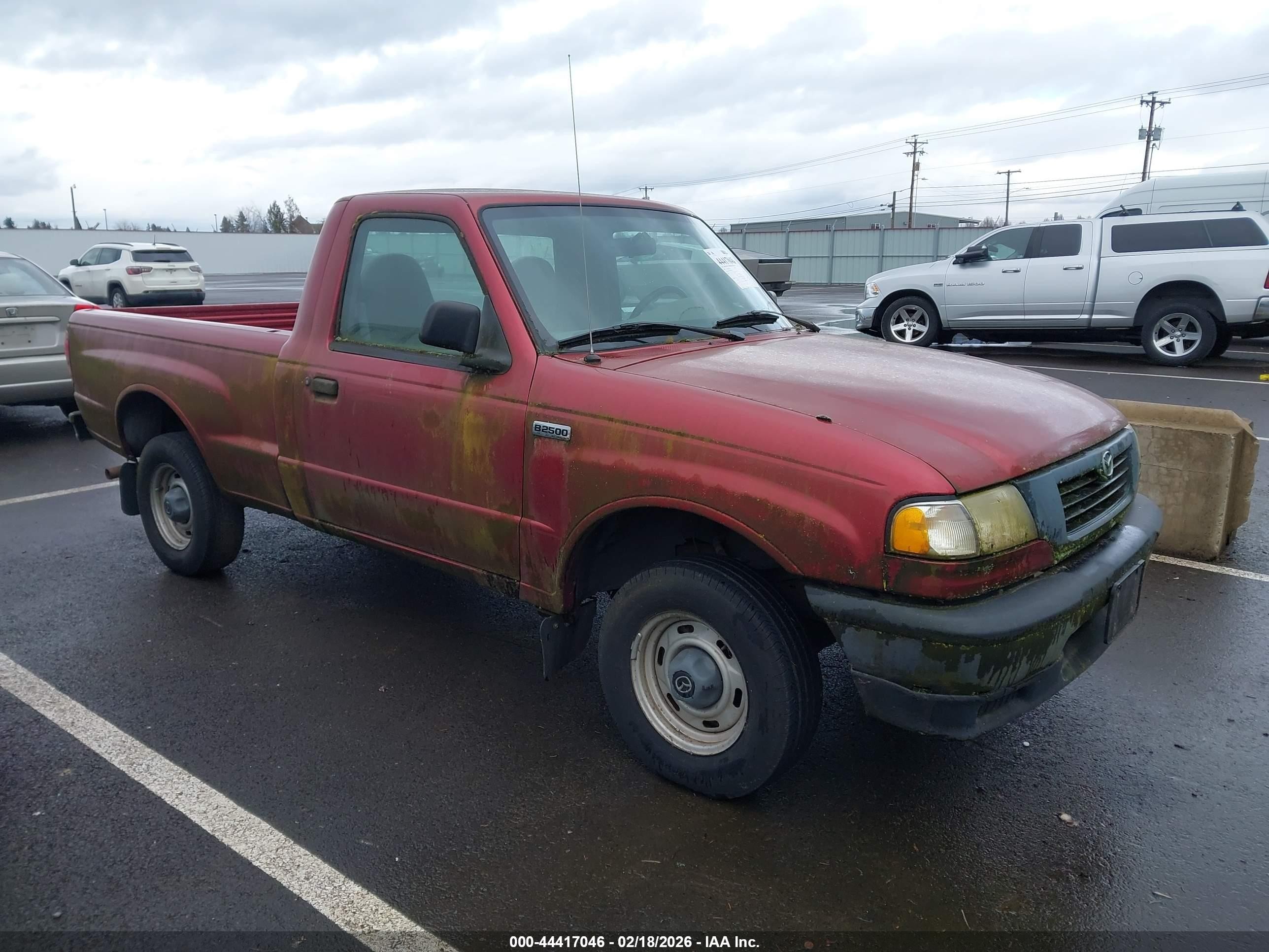 1999 Mazda B2500 Se/sx/tl Красный vin: 4F4YR12C6XTM33084
