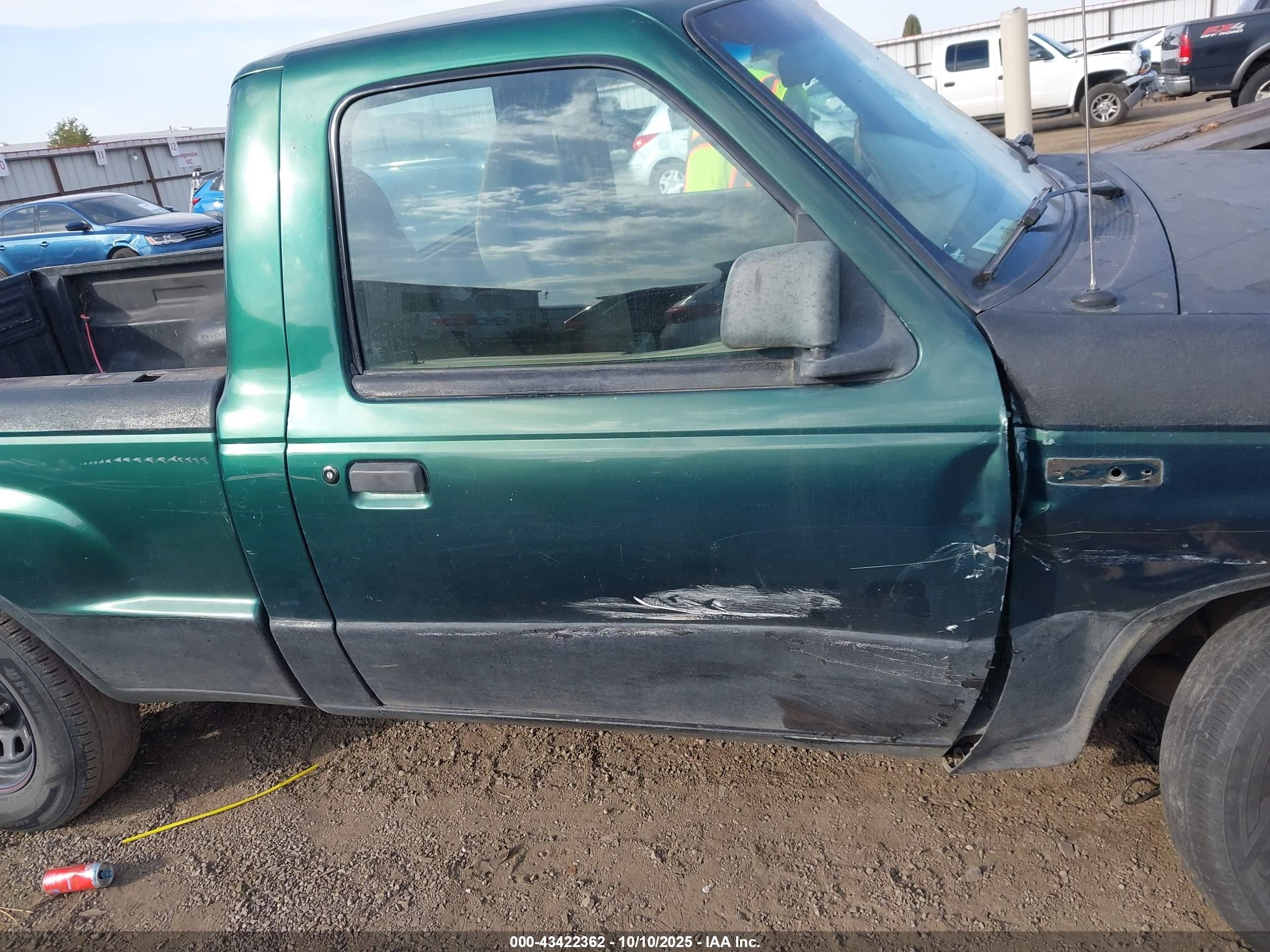 1999 Mazda B2500 Se/sx/tl Green vin: 4F4YR12C6XTM47017