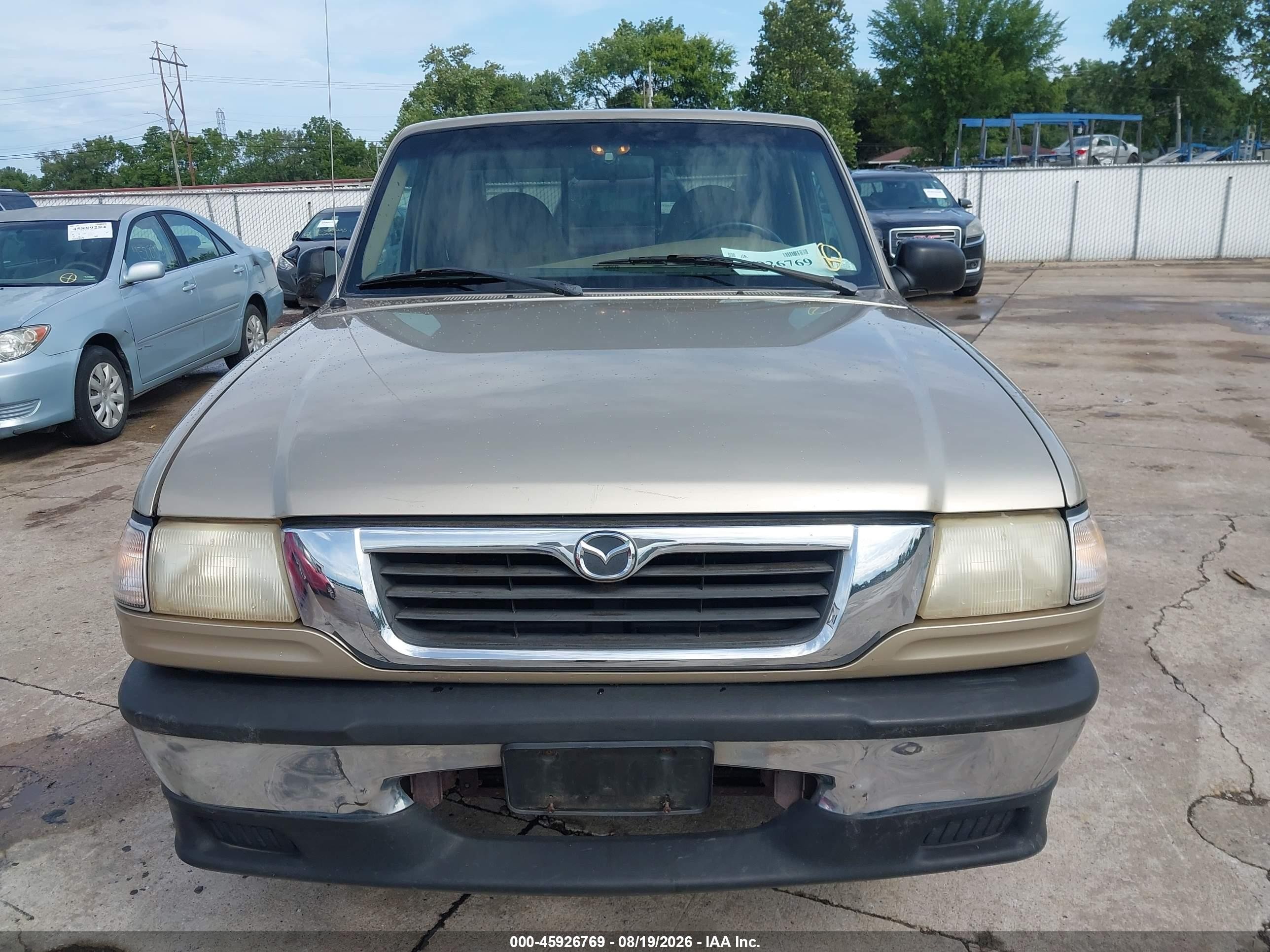 2000 Mazda B2500 Se/sx Золотой vin: 4F4YR12C6YTM11653