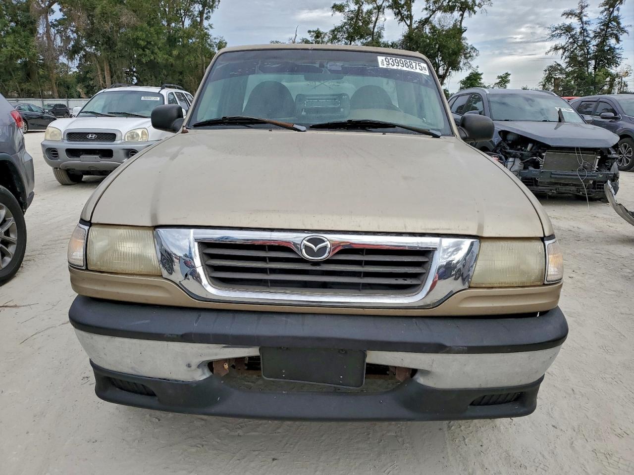 1999 Mazda B2500 Beige vin: 4F4YR12C7XTM22336