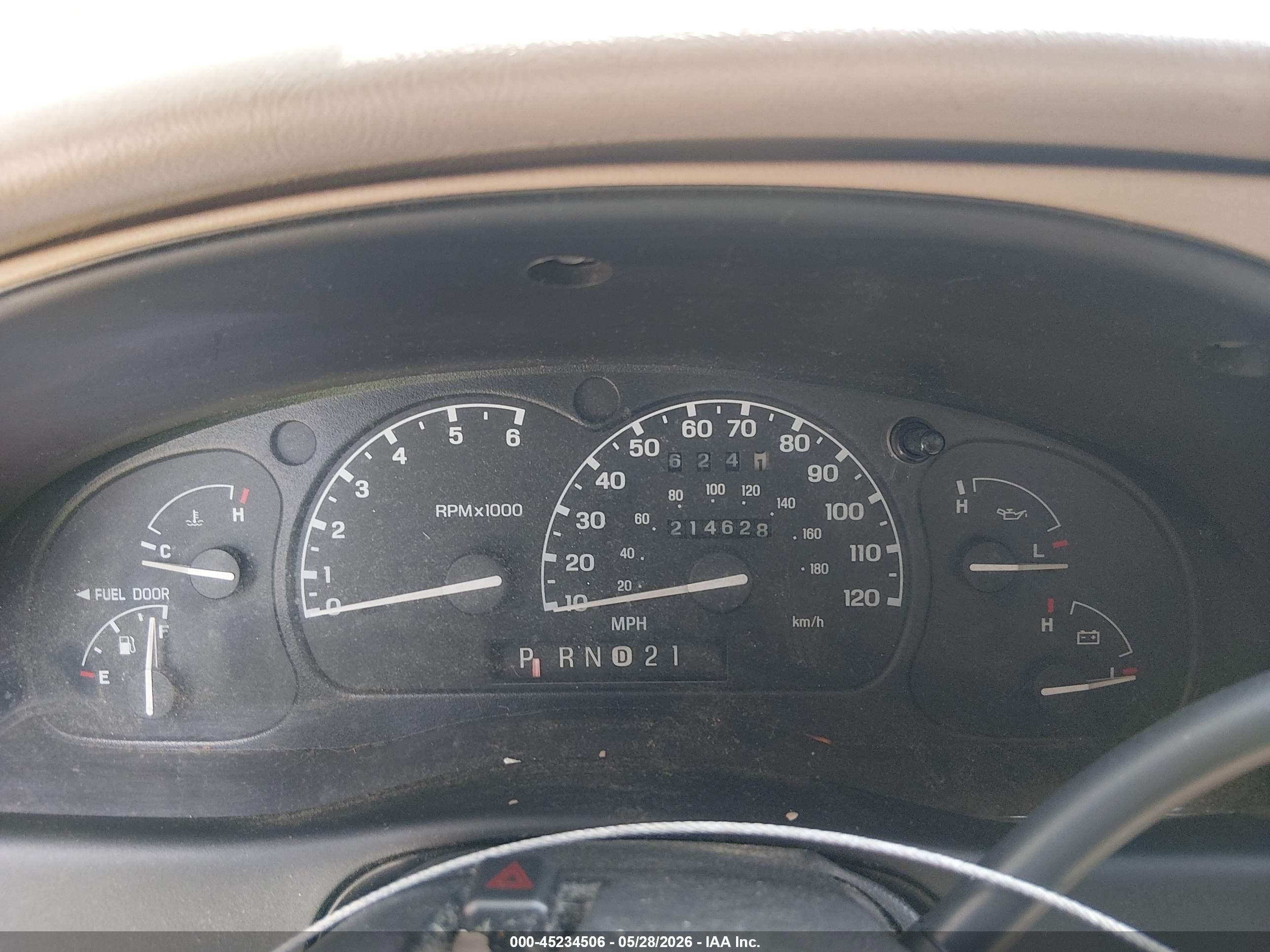1999 Mazda B2500 Se/sx/tl Gold vin: 4F4YR12C7XTM38746