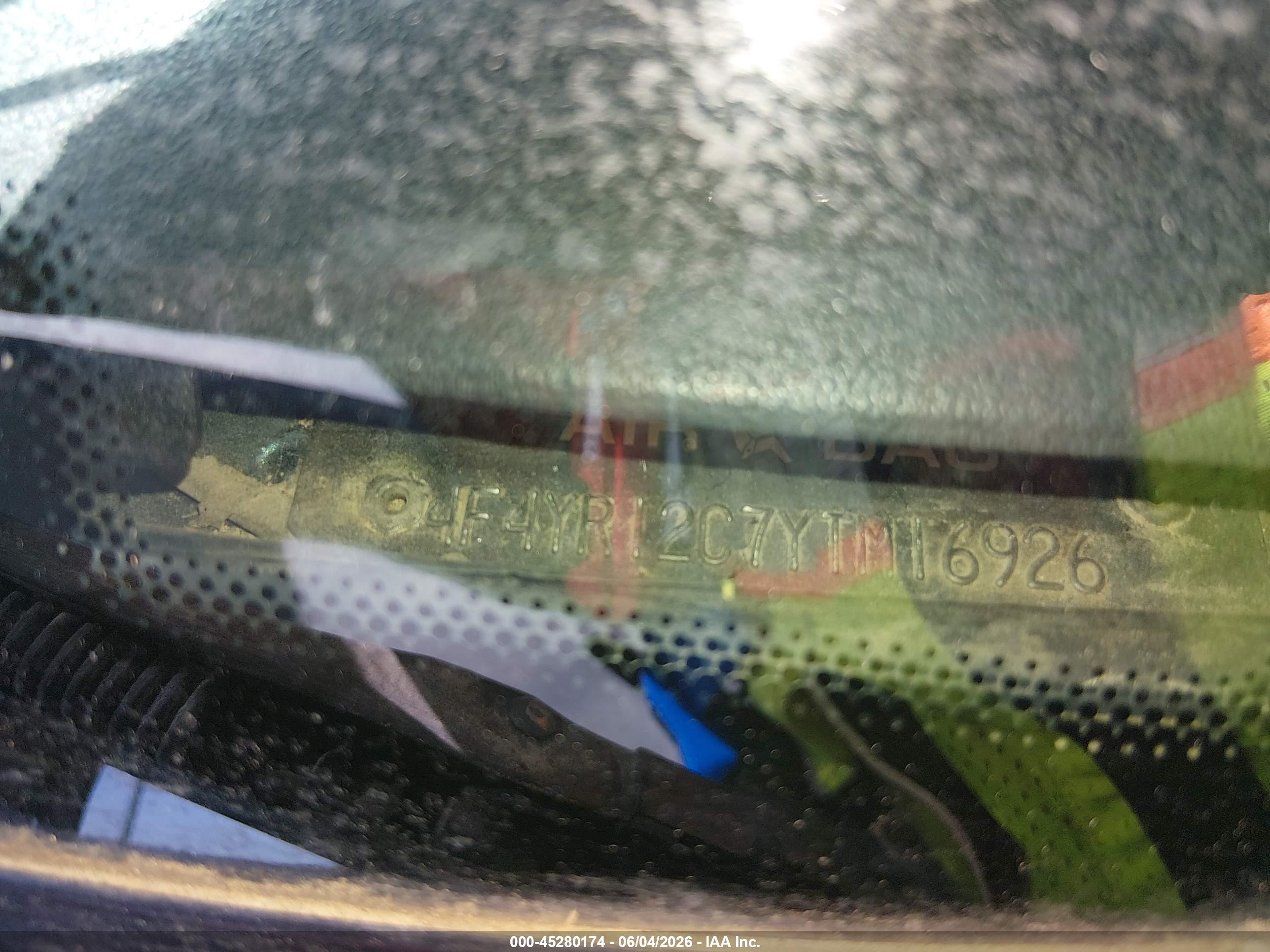 2000 Mazda B2500 Se/sx Green vin: 4F4YR12C7YTM16926