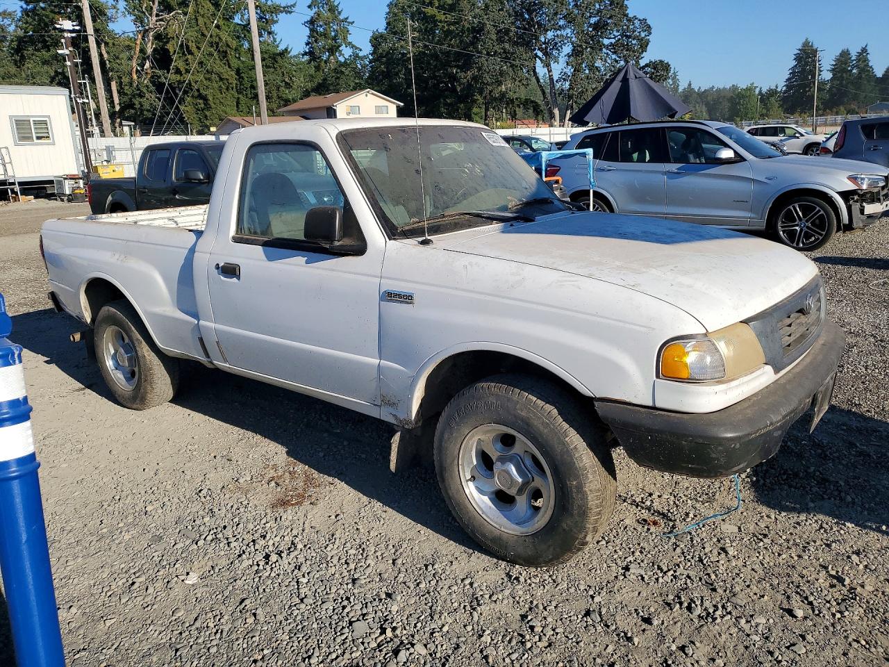 1999 Mazda B2500 White vin: 4F4YR12C8XTM00362