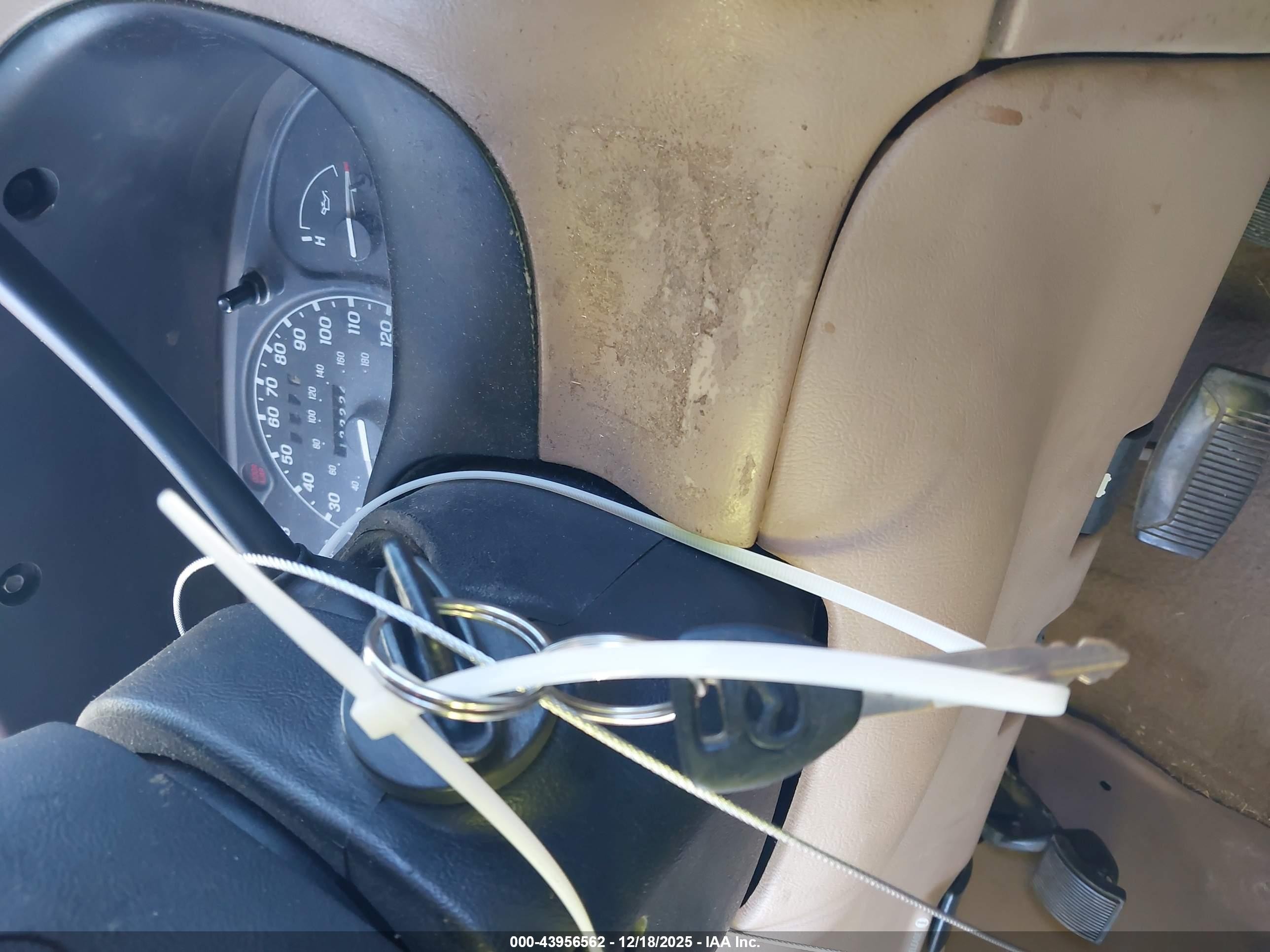 1999 Mazda B2500 Se/sx/tl Зеленый vin: 4F4YR12C8XTM01611
