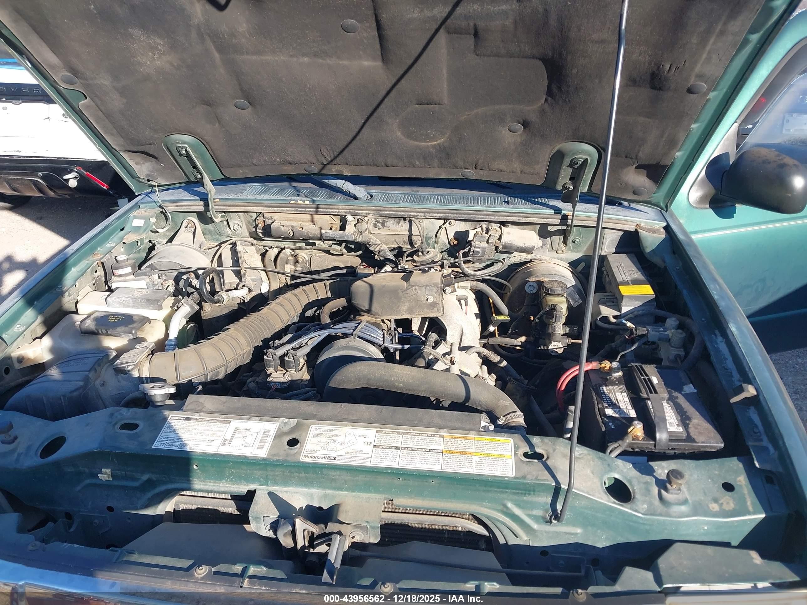 1999 Mazda B2500 Se/sx/tl Зеленый vin: 4F4YR12C8XTM01611