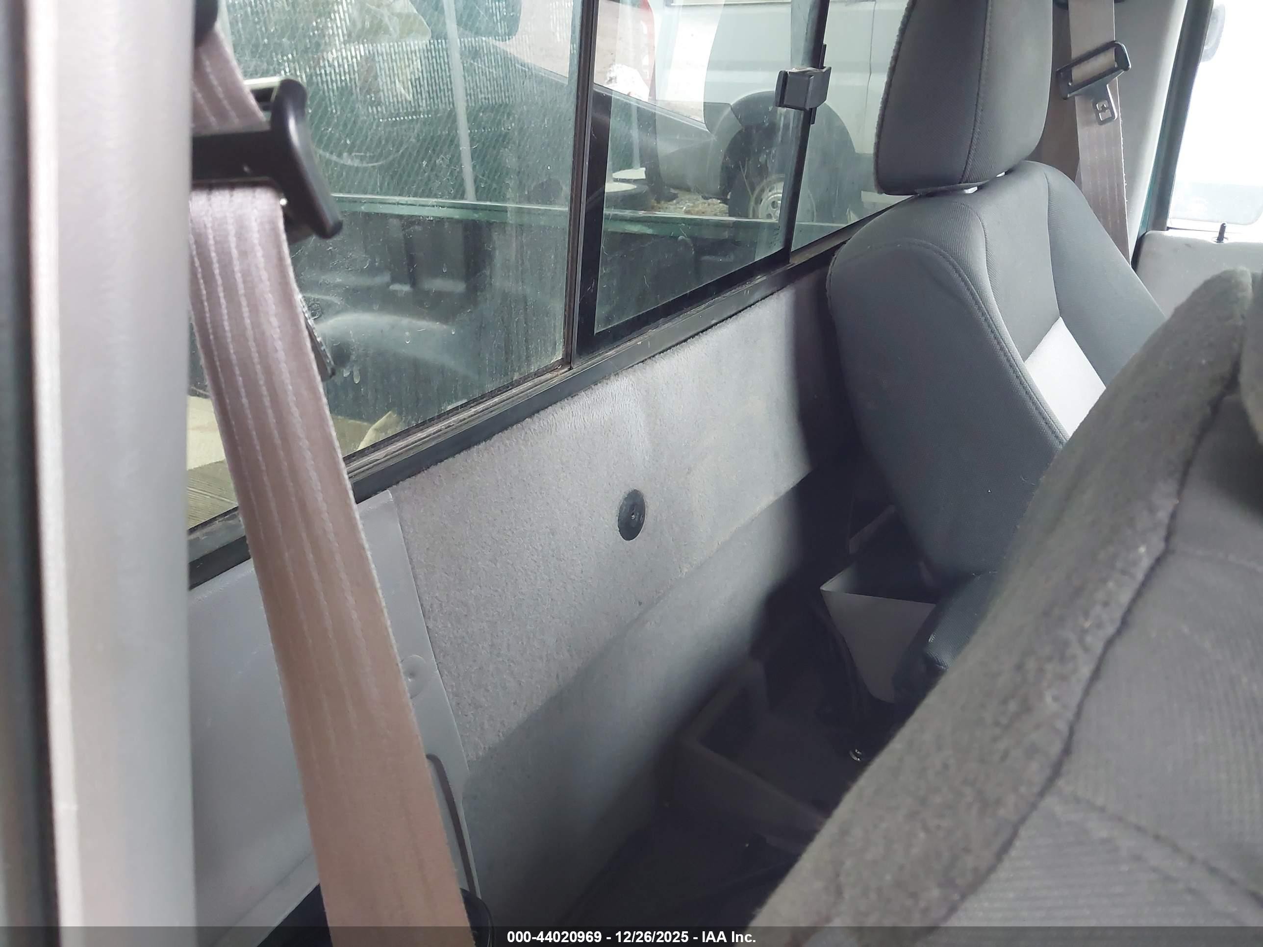 1999 Mazda B2500 Se/sx/tl Зеленый vin: 4F4YR12C8XTM31837