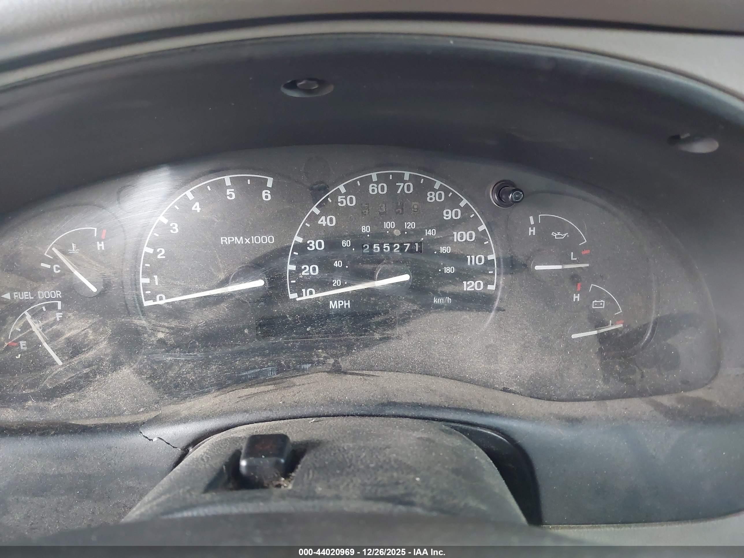 1999 Mazda B2500 Se/sx/tl Зеленый vin: 4F4YR12C8XTM31837