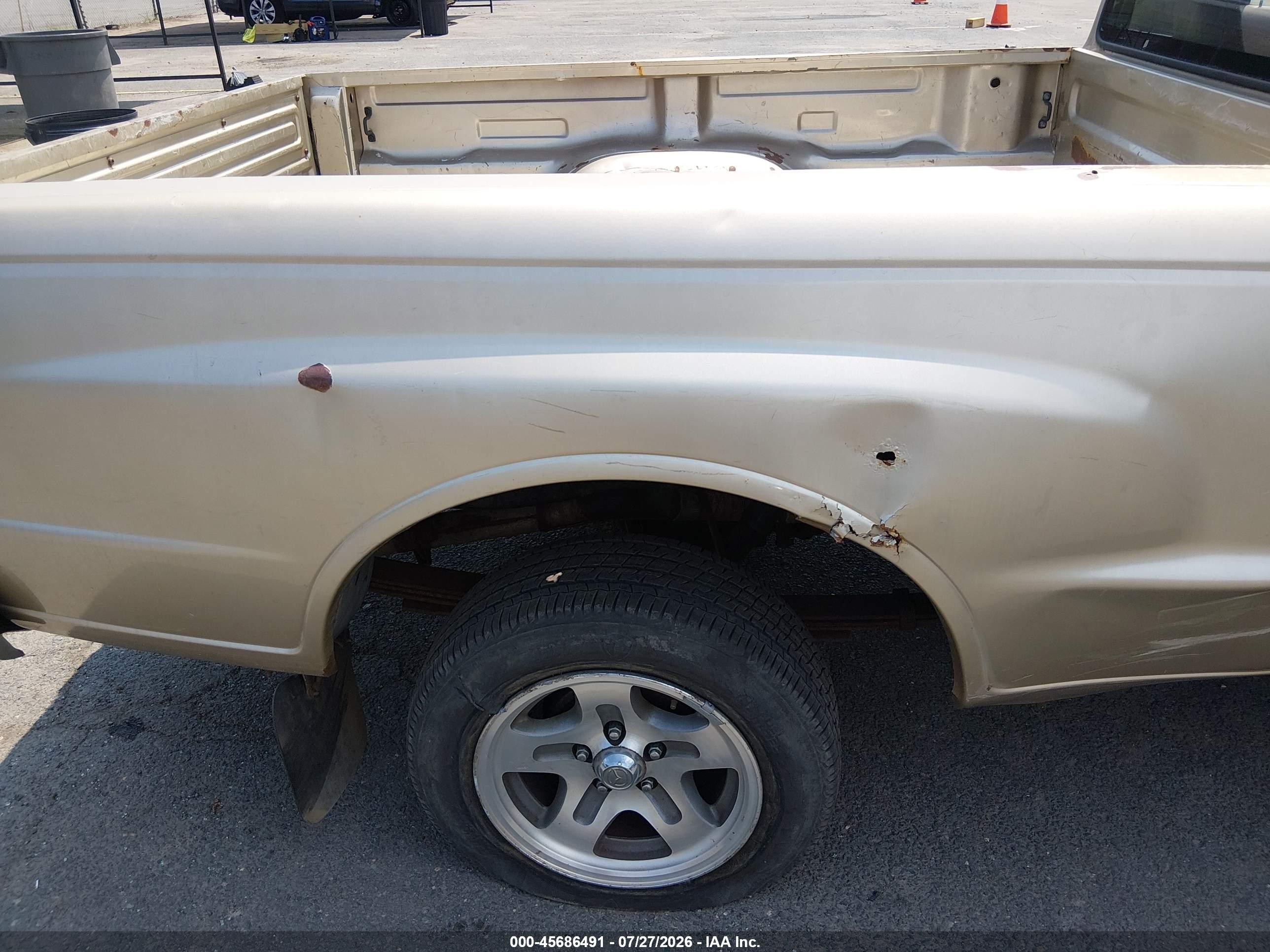 1999 Mazda B2500 Se/sx/tl Gold vin: 4F4YR12C8XTM47102