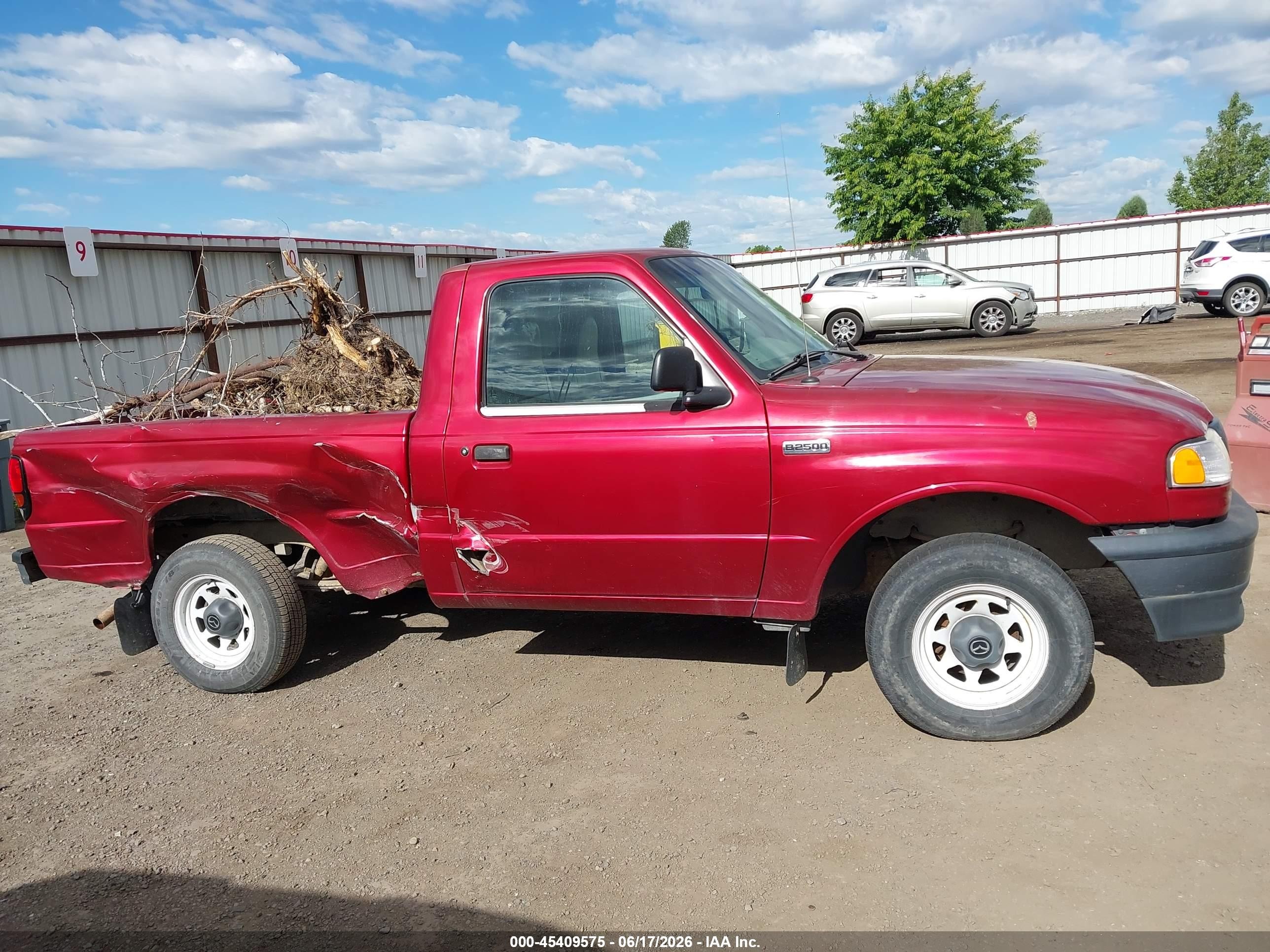 1999 Mazda B2500 Se/sx/tl Burgundy vin: 4F4YR12C8XTM48170