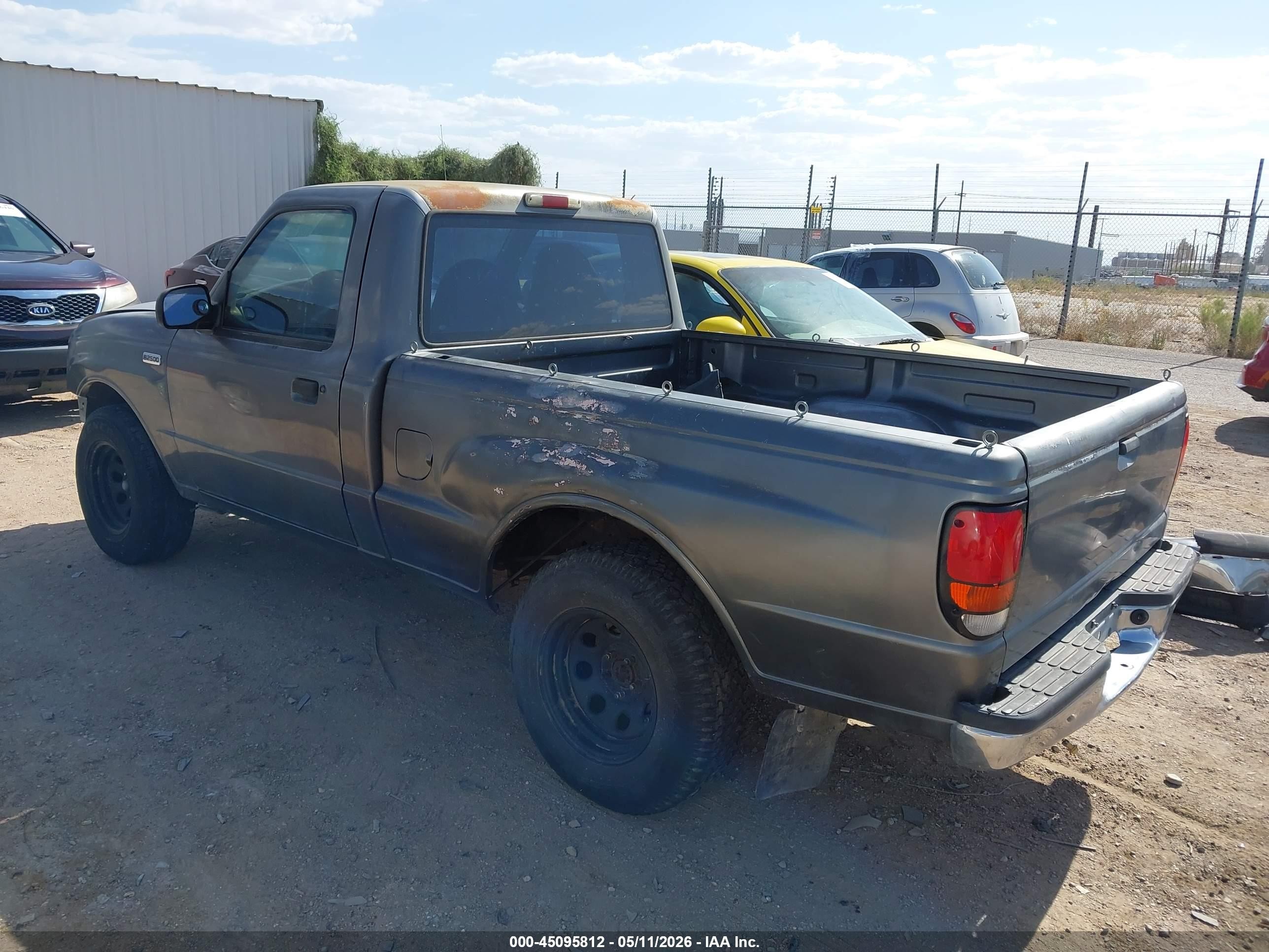 1999 Mazda B2500 Se/sx/tl Gray vin: 4F4YR12C9XTM24153
