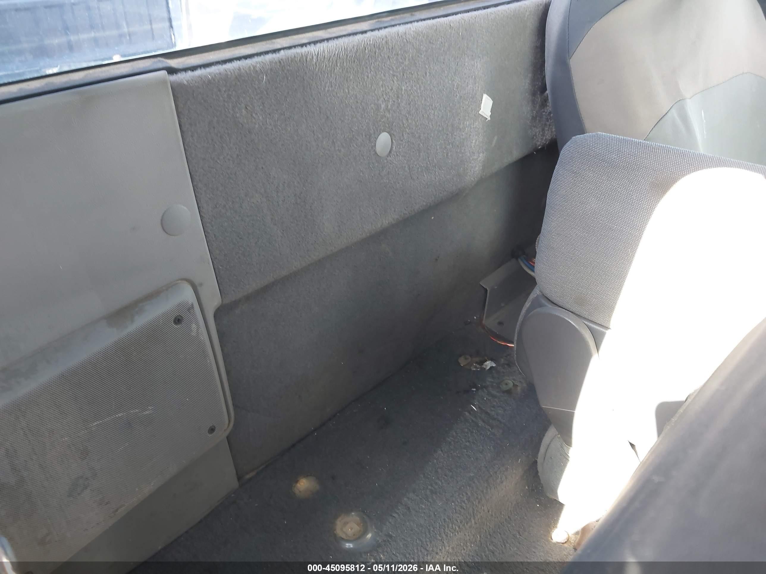 1999 Mazda B2500 Se/sx/tl Gray vin: 4F4YR12C9XTM24153