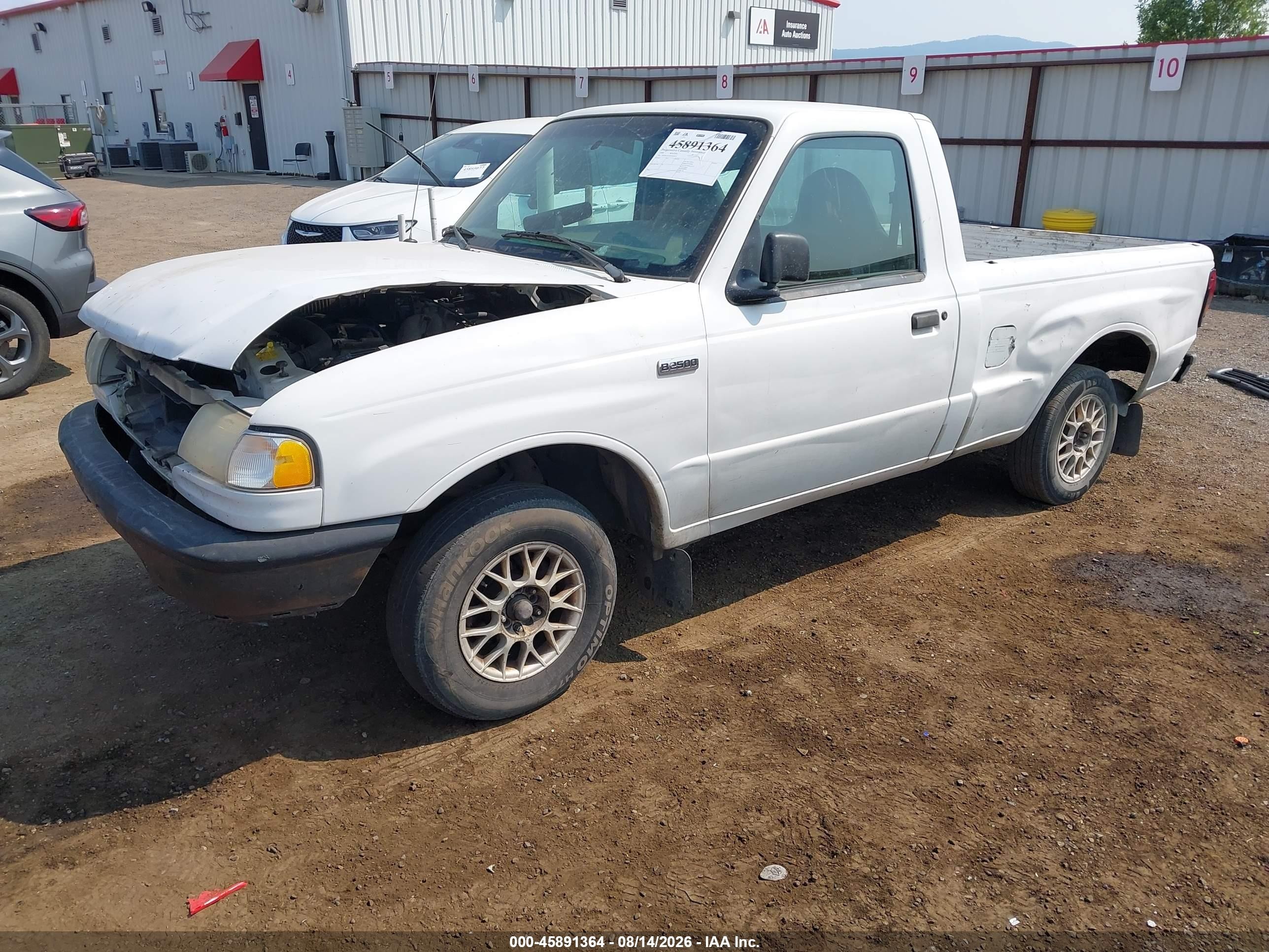 1999 Mazda B2500   White vin: 4F4YR12CXXTM26221