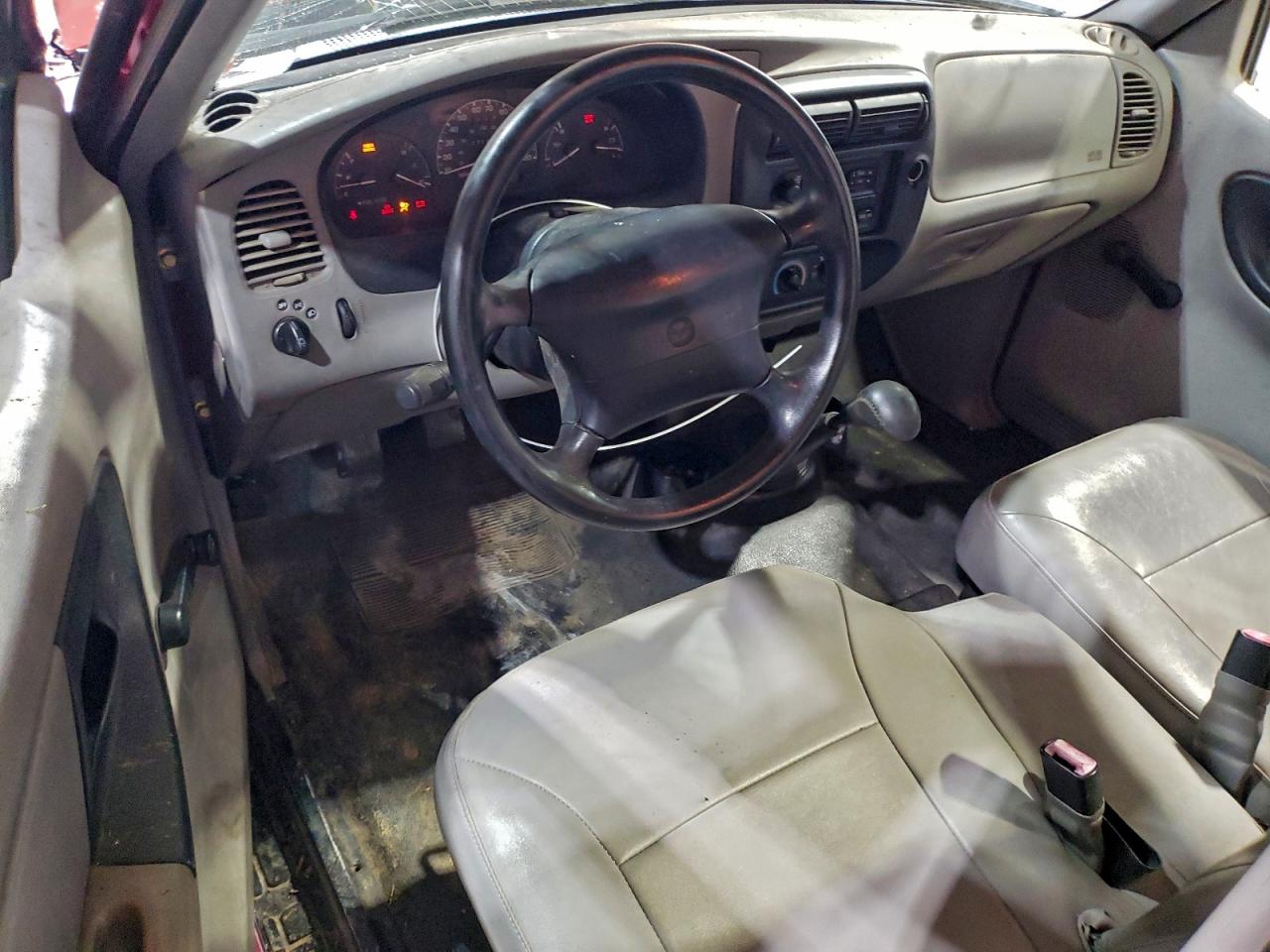 1999 Mazda B2500 Бордовый vin: 4F4YR12CXXTM41513