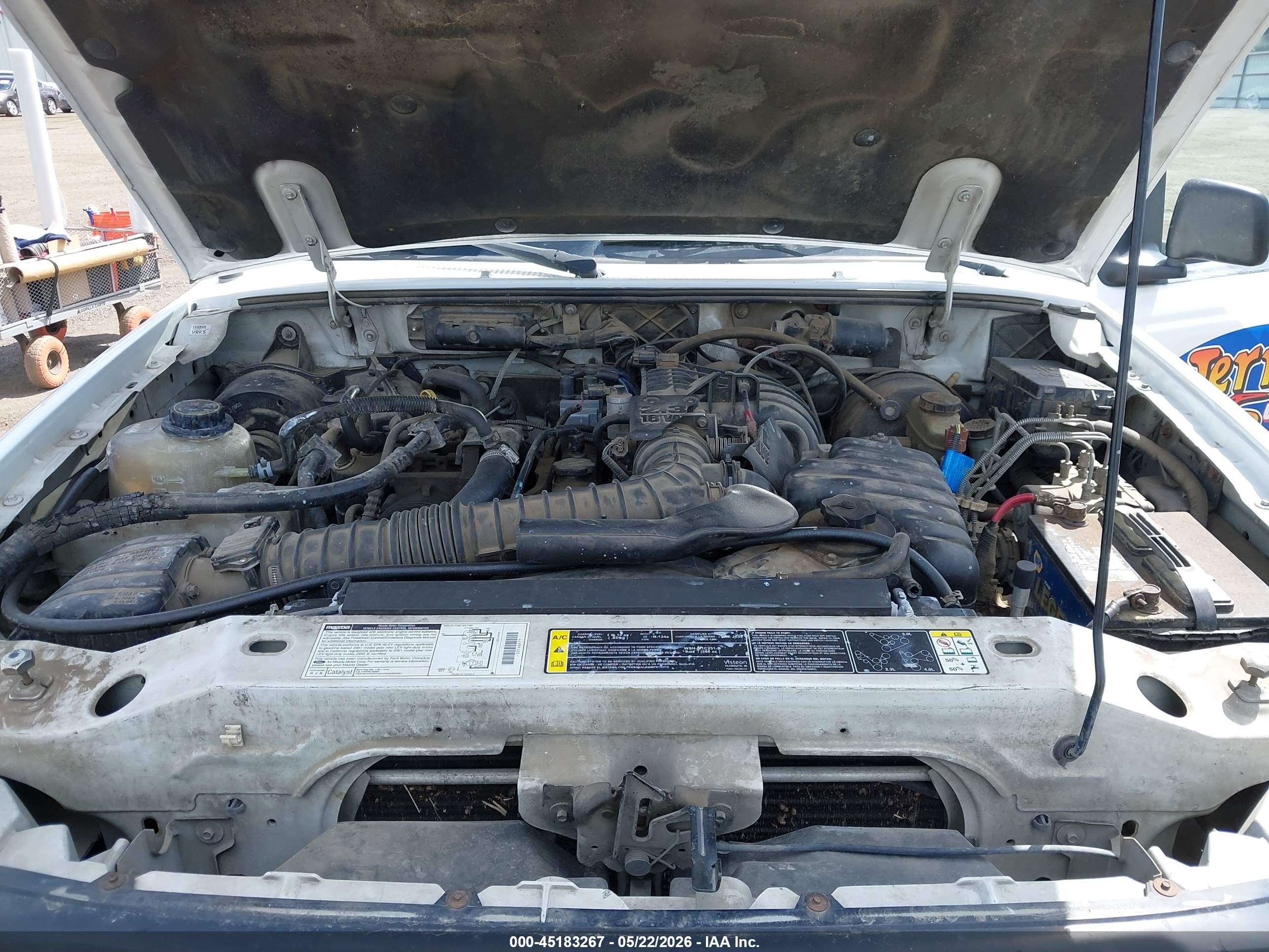 2001 Mazda B2300 Se/sx Белый vin: 4F4YR12D01TM25725