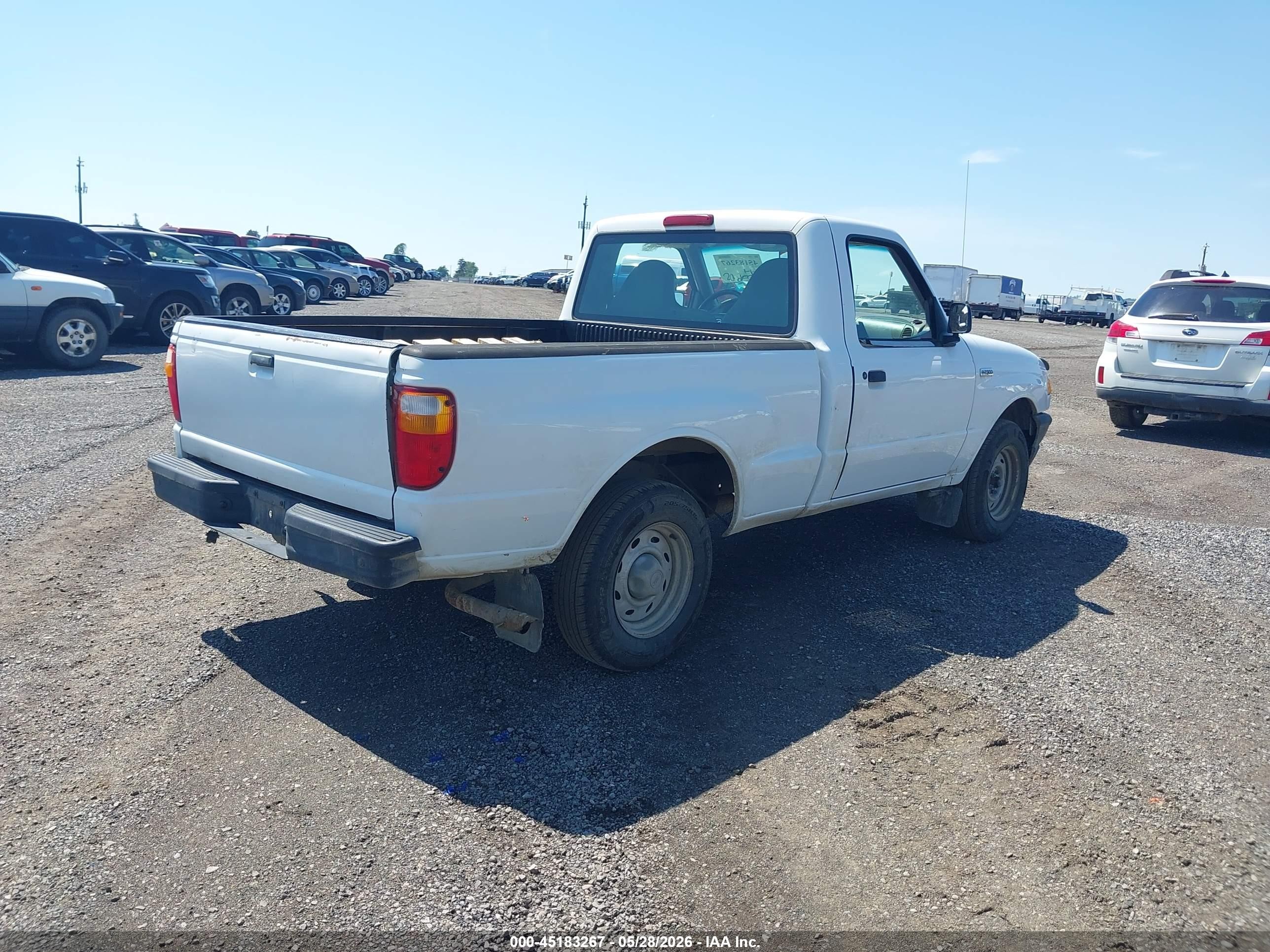 2001 Mazda B2300 Se/sx Белый vin: 4F4YR12D01TM25725
