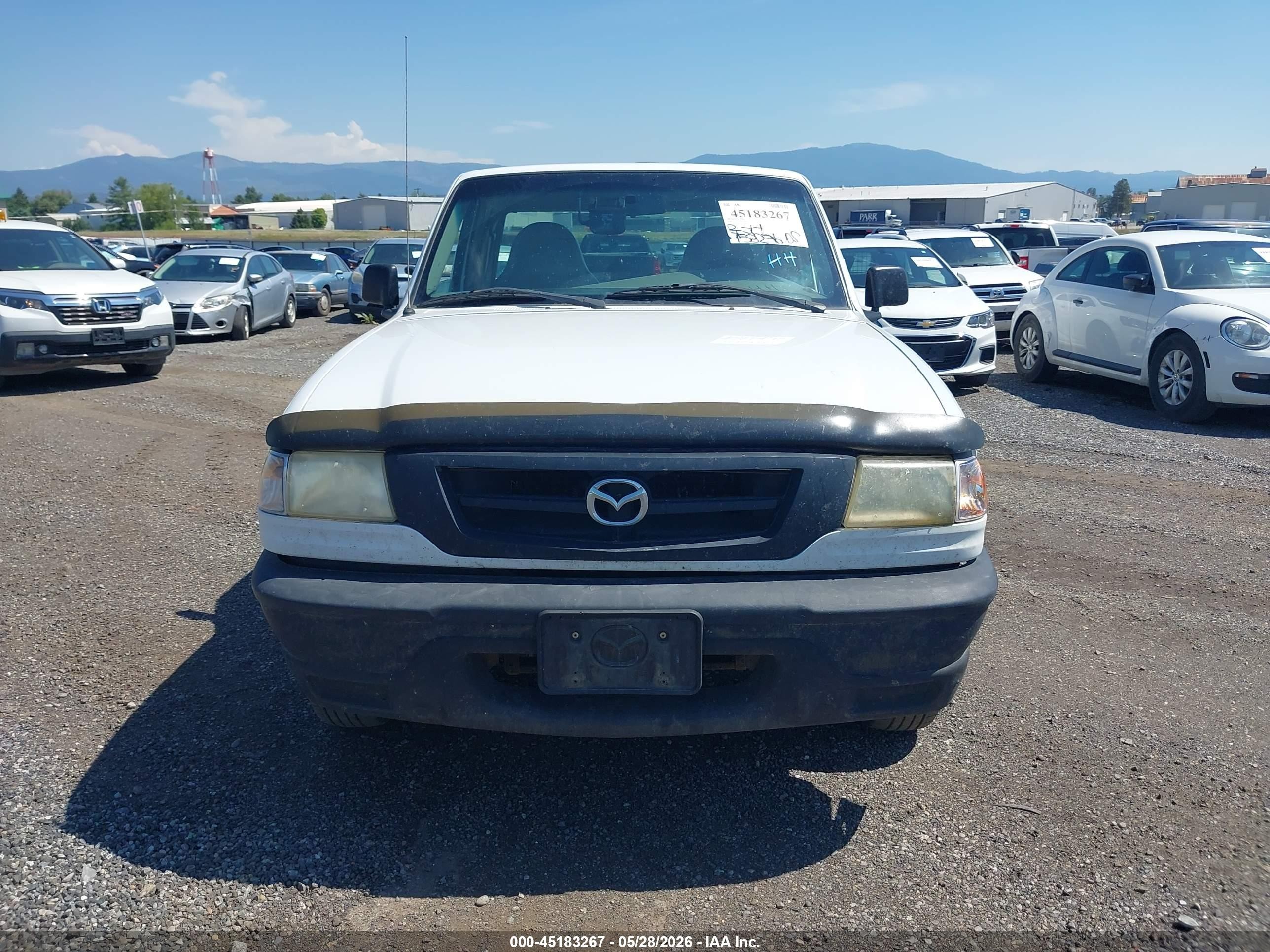 2001 Mazda B2300 Se/sx Белый vin: 4F4YR12D01TM25725