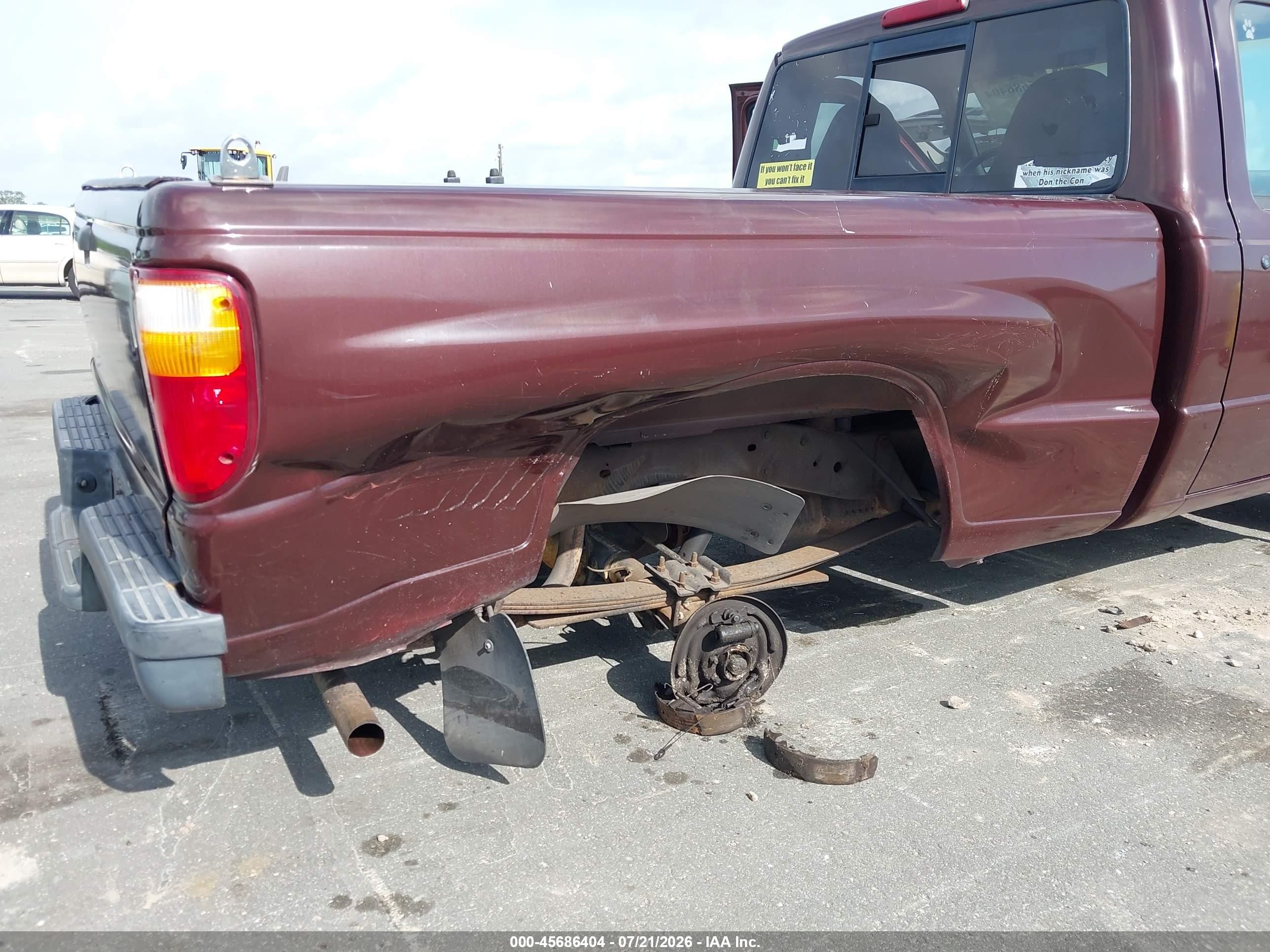 2003 Mazda B2300   Коричневый vin: 4F4YR12D03TM10886