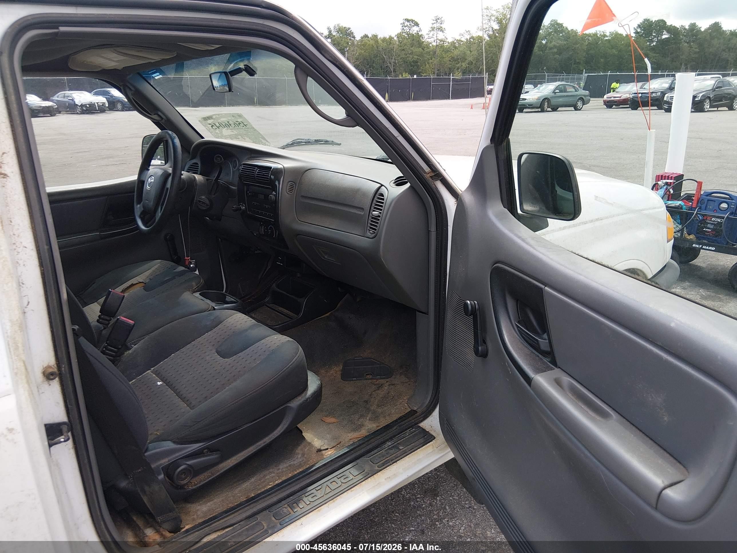 2004 Mazda B2300   White vin: 4F4YR12D04TM11215