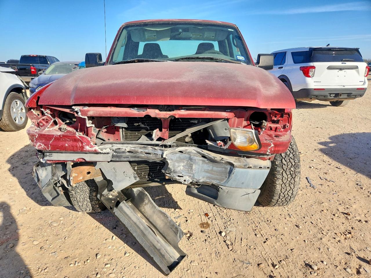 2008 Mazda B2300 Red vin: 4F4YR12D08PM03064