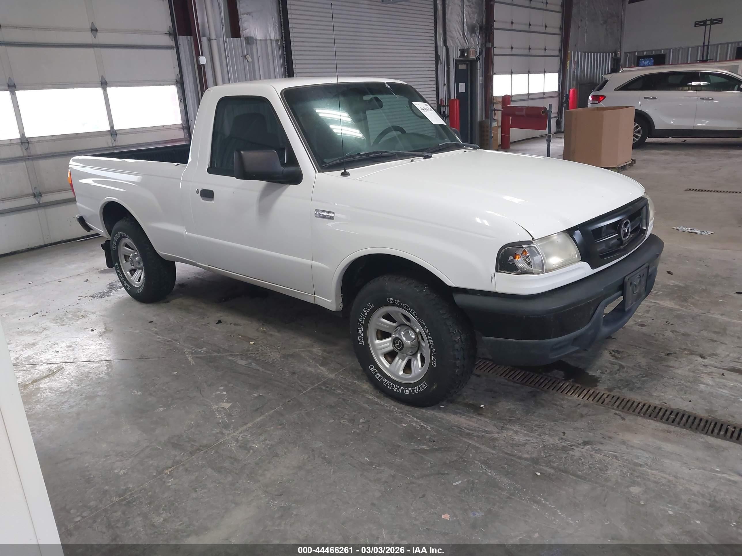 2008 Mazda B2300   Белый vin: 4F4YR12D28PM04619