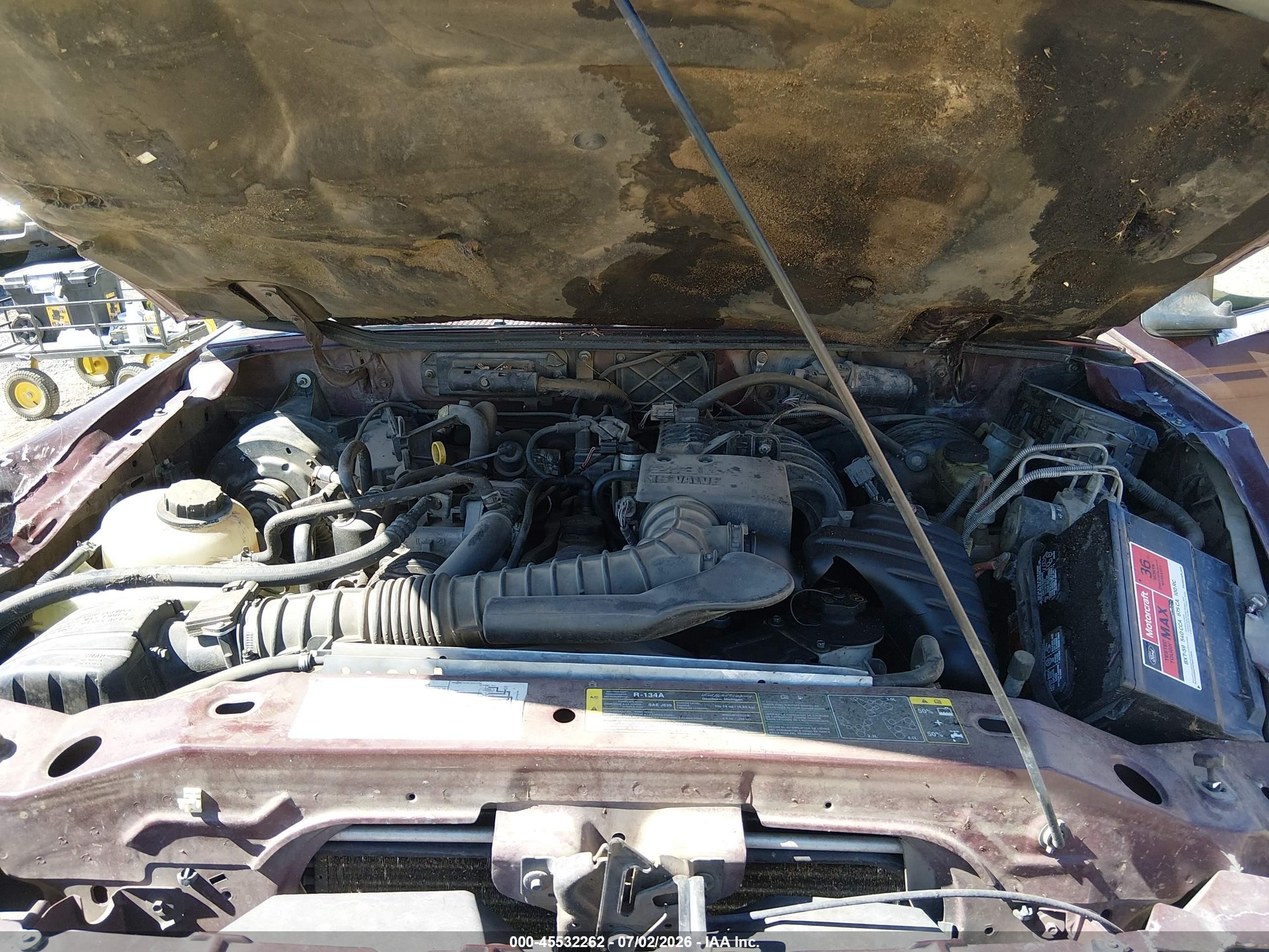 2003 Mazda B2300   Burgundy vin: 4F4YR12D43TM03374