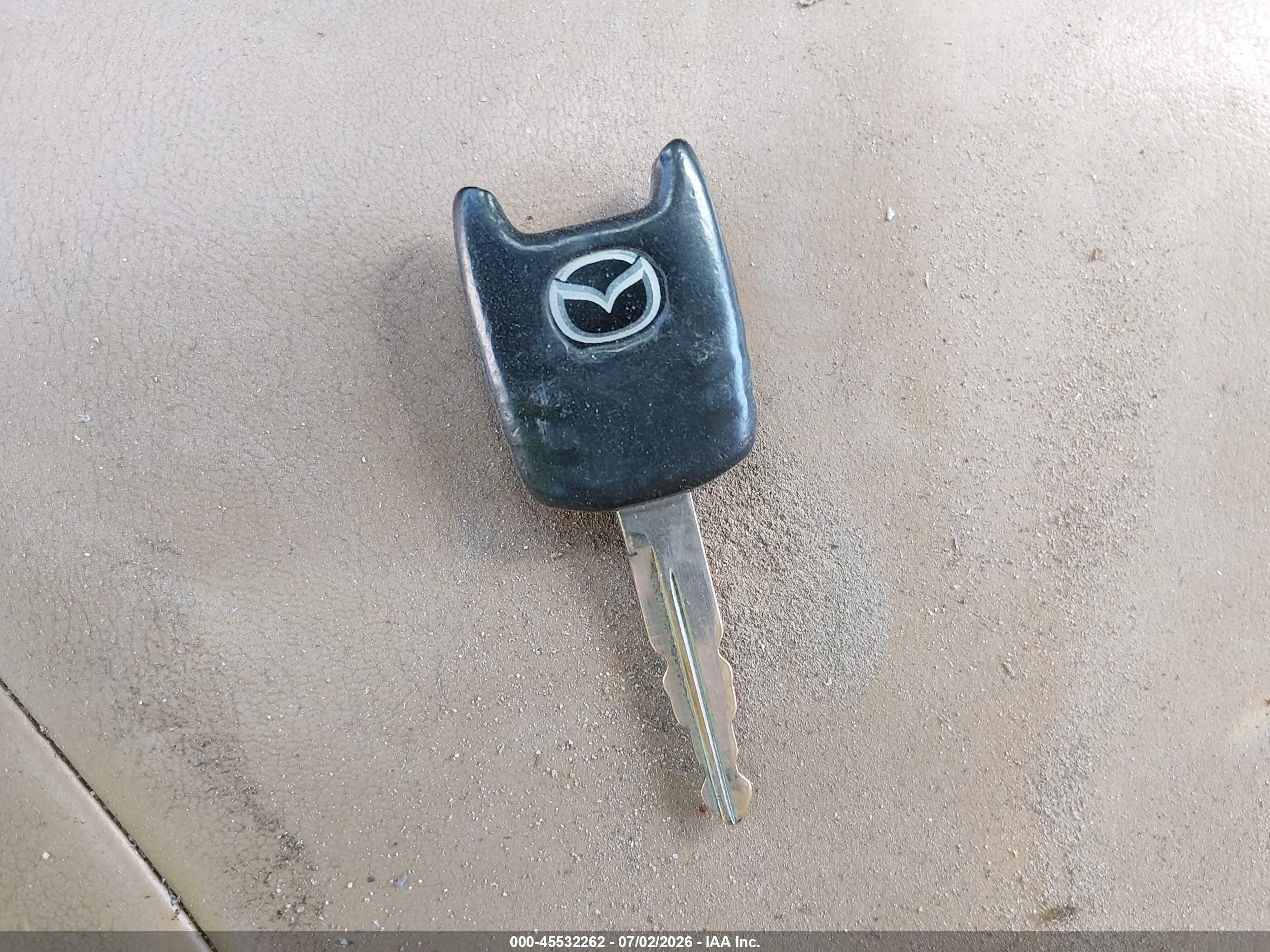 2003 Mazda B2300   Burgundy vin: 4F4YR12D43TM03374