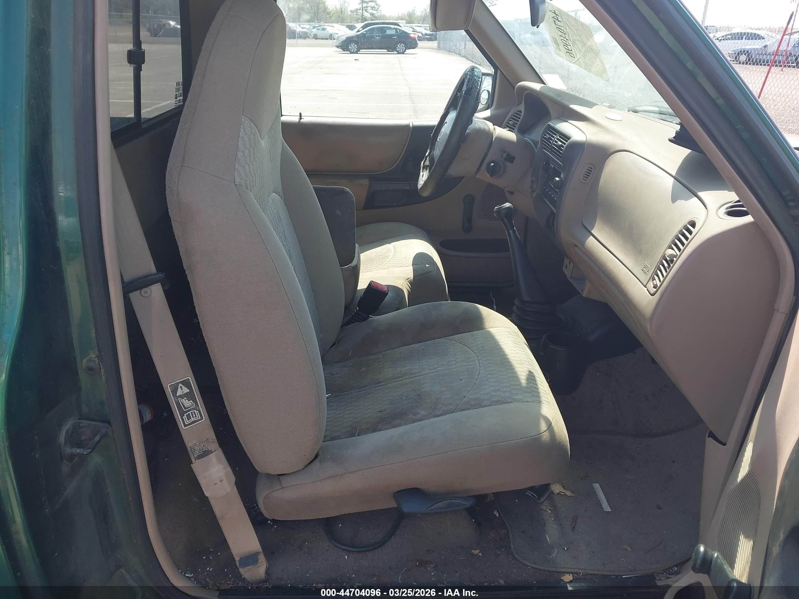 2001 Mazda B2300 Se/sx Green vin: 4F4YR12D51TM18818