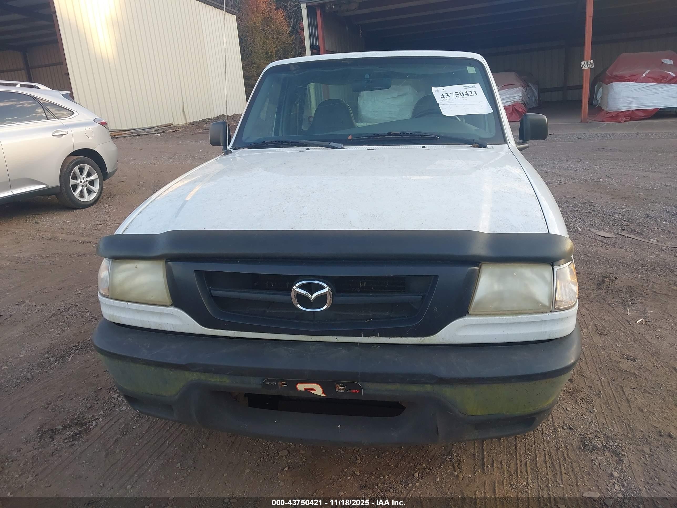 2001 Mazda B2300 Se/sx White vin: 4F4YR12D51TM21170