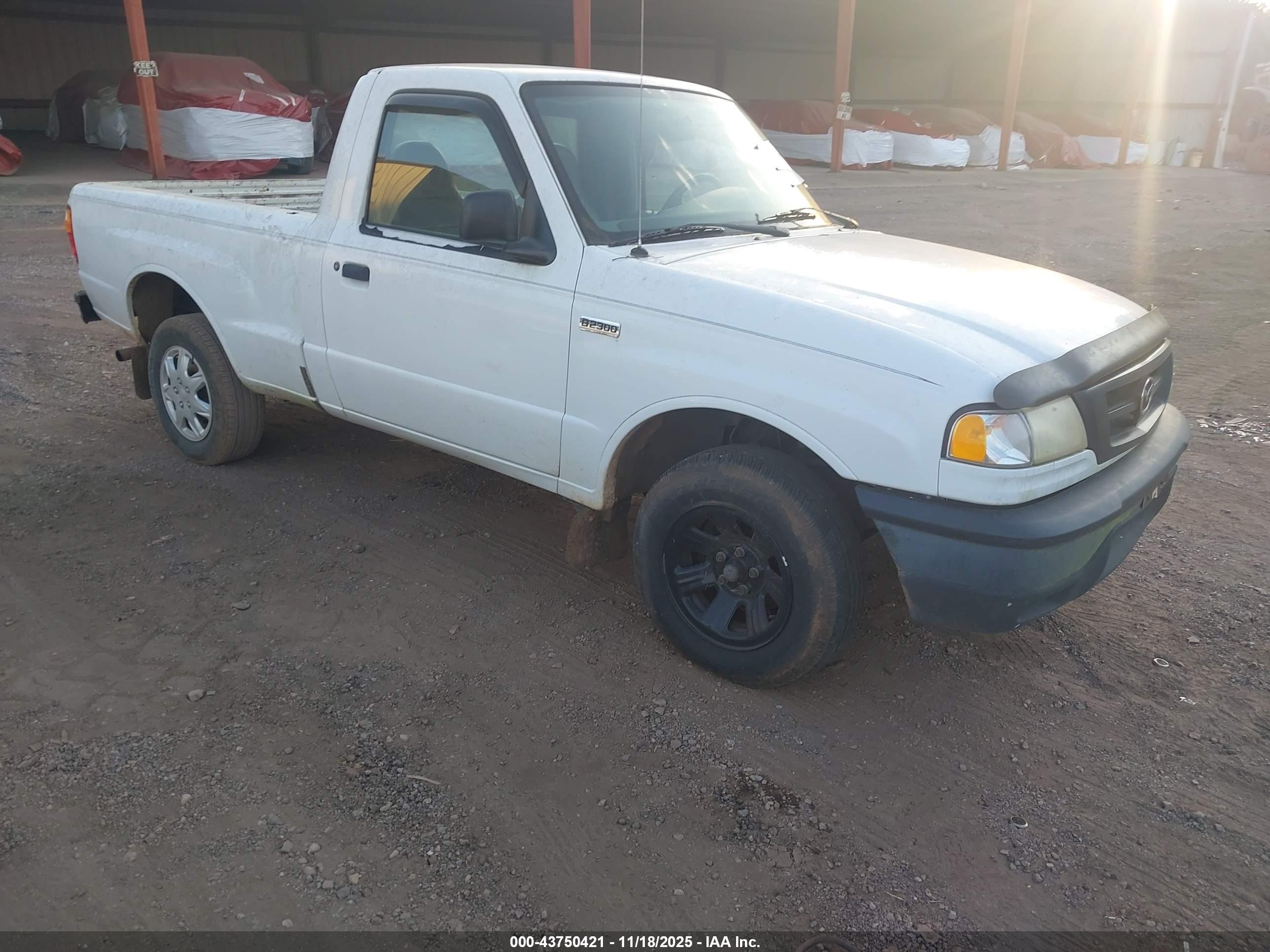 2001 Mazda B2300 Se/sx White vin: 4F4YR12D51TM21170