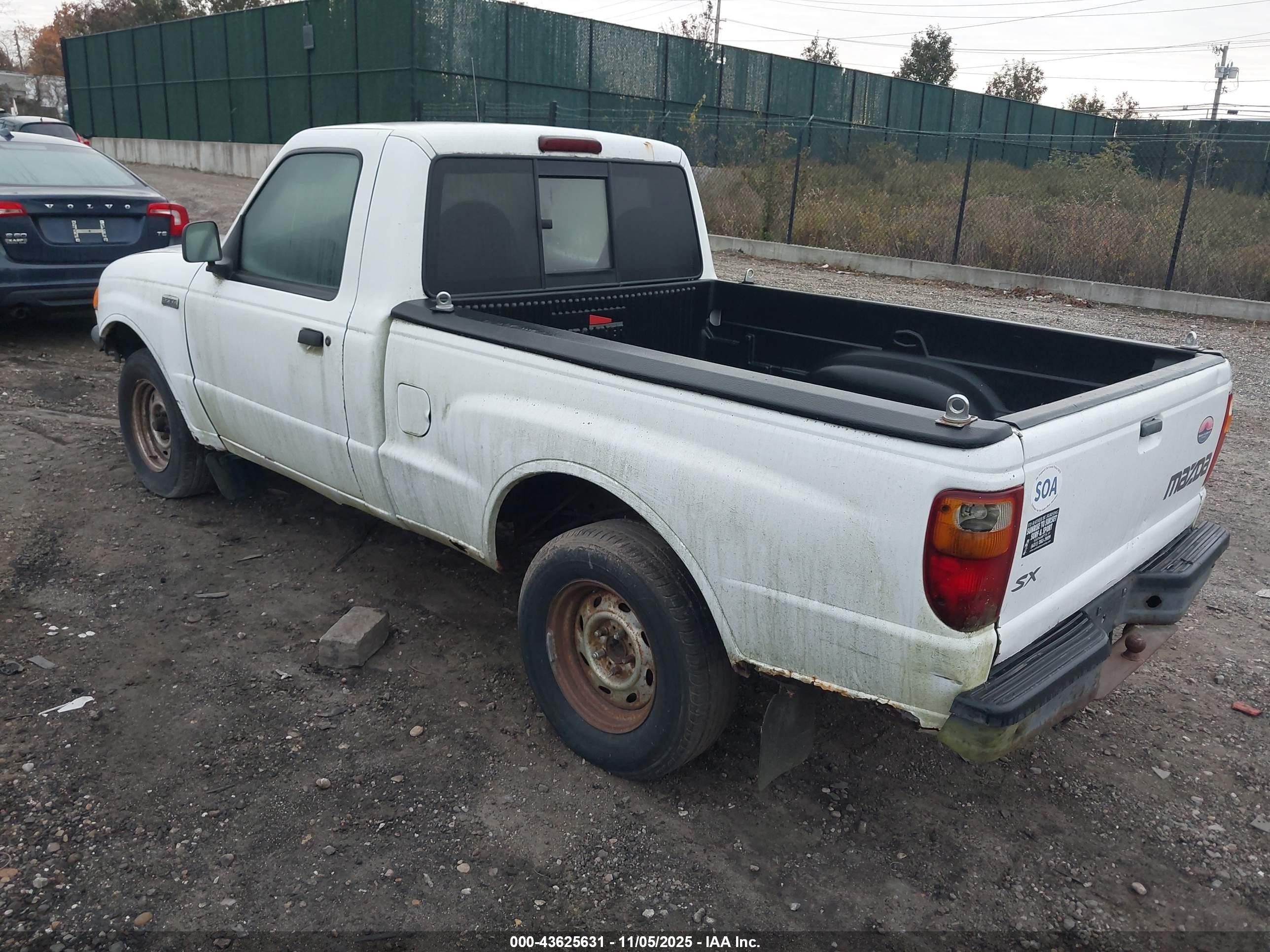 2001 Mazda B2300 Se/sx White vin: 4F4YR12D51TM24005