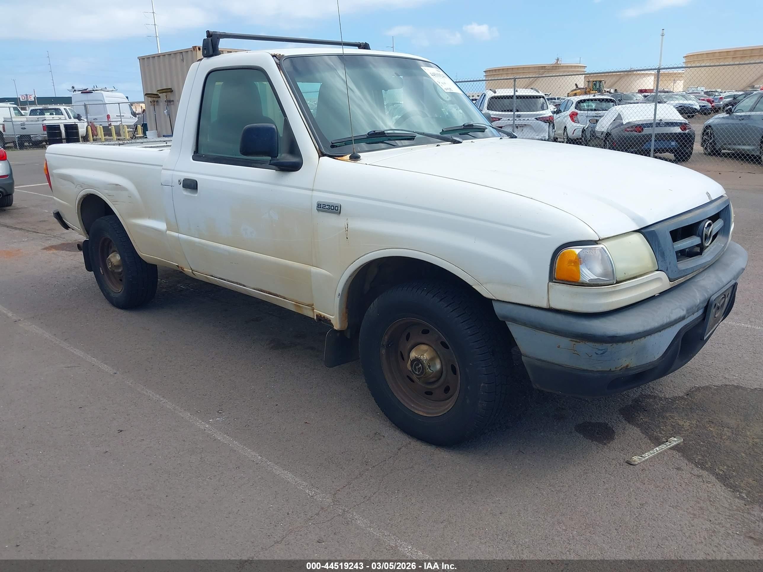 2004 Mazda B2300   White vin: 4F4YR12D54TM07547