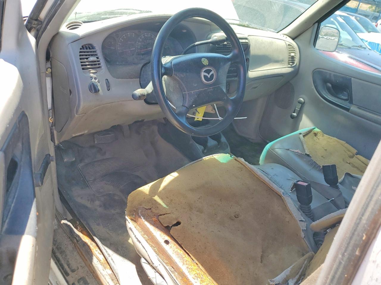 2002 Mazda B2300 White vin: 4F4YR12D62TM23351