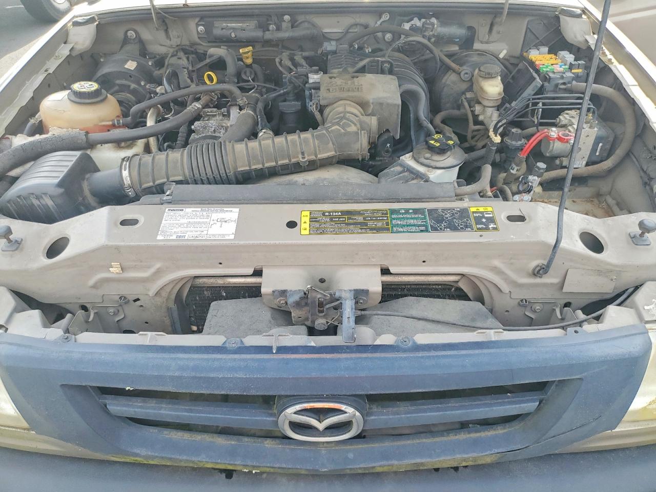 2006 Mazda B2300 Beige vin: 4F4YR12D66PM02966