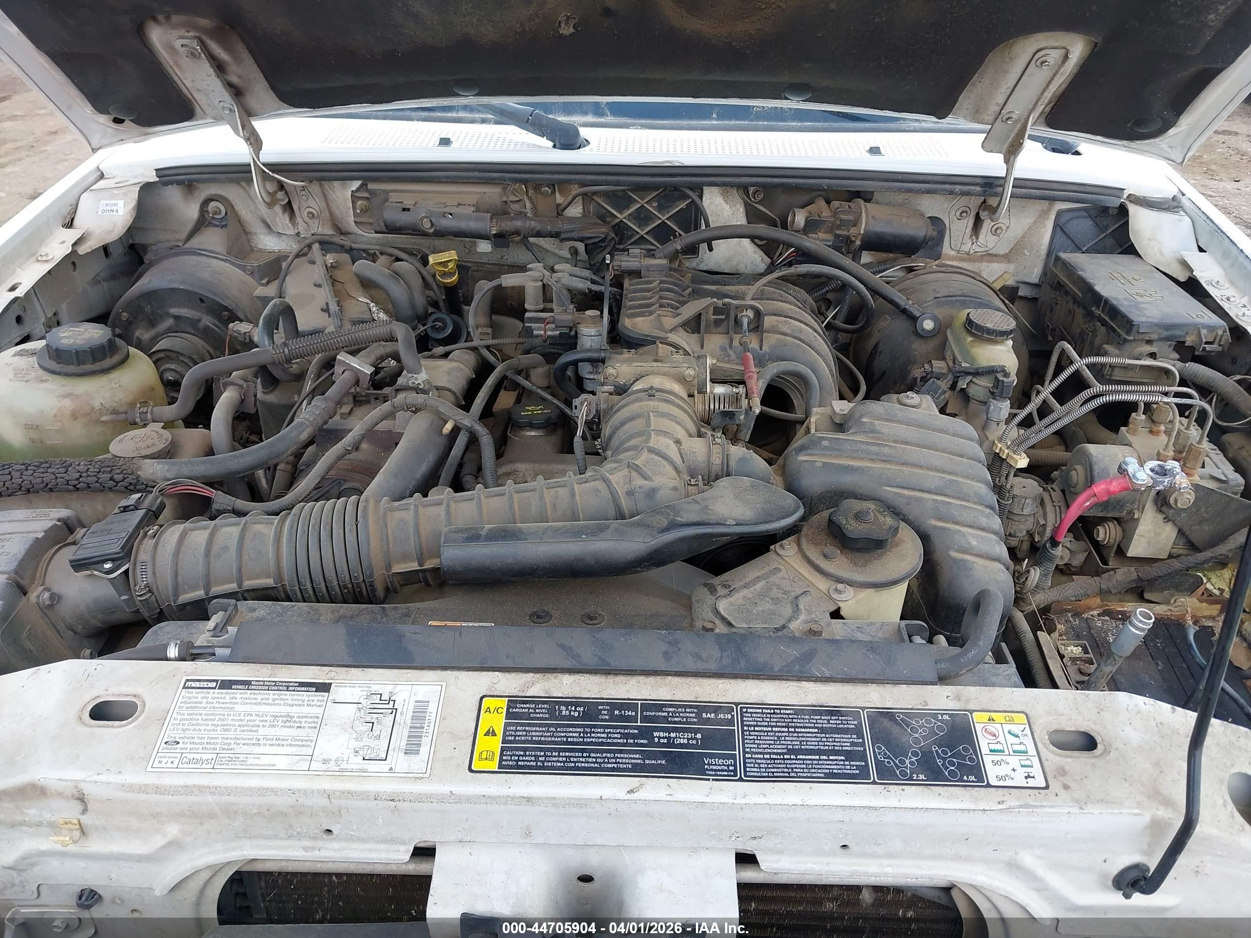 2001 Mazda B2300 Se/sx White vin: 4F4YR12D71TM25589