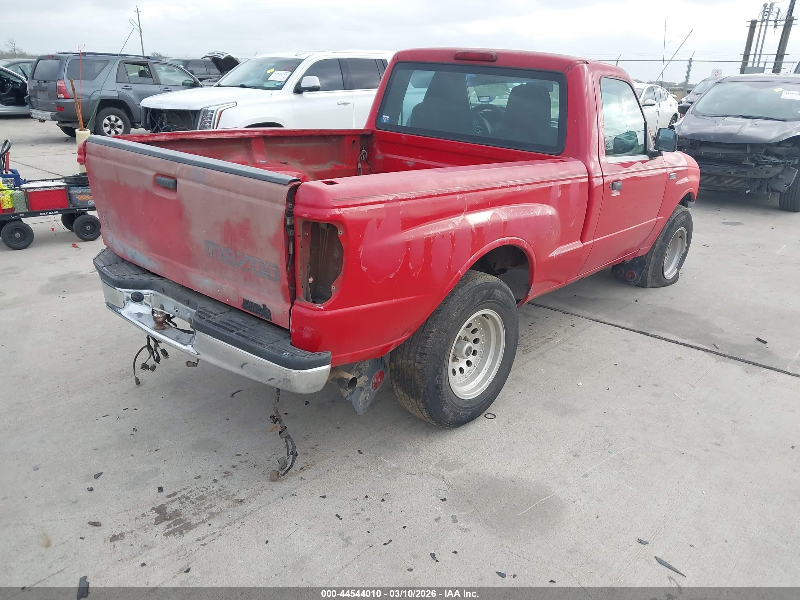 2004 Mazda B2300   Красный vin: 4F4YR12D74TM00082