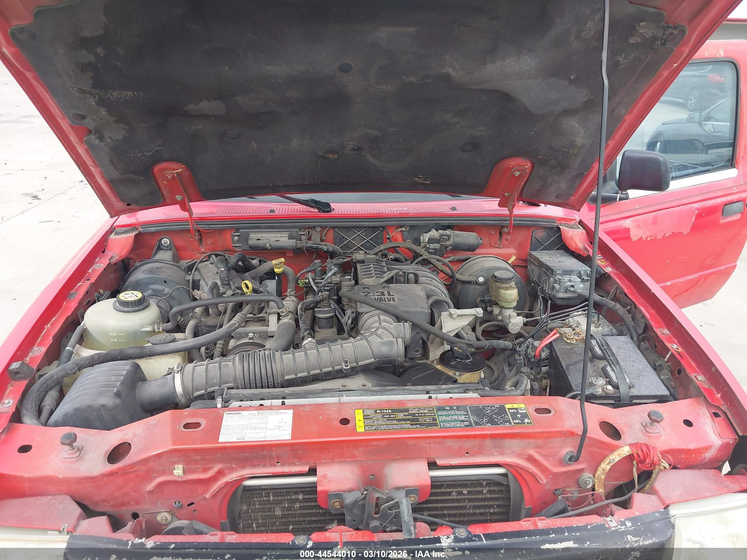 2004 Mazda B2300   Красный vin: 4F4YR12D74TM00082