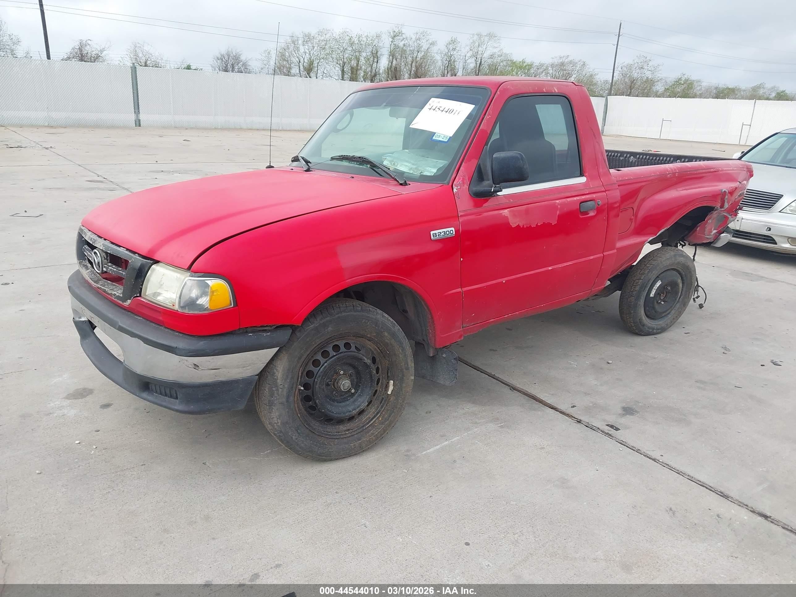 2004 Mazda B2300   Красный vin: 4F4YR12D74TM00082
