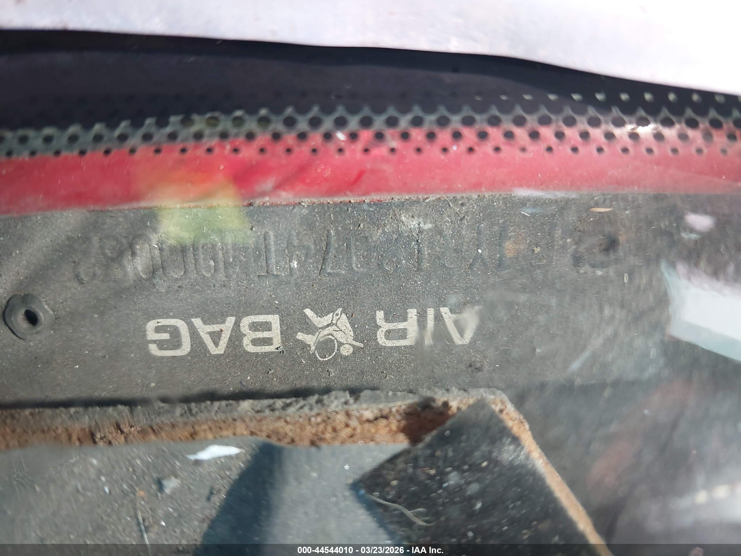 2004 Mazda B2300   Красный vin: 4F4YR12D74TM00082