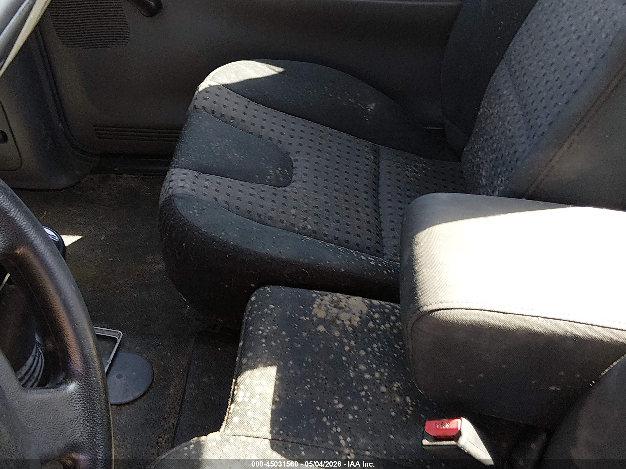 2004 Mazda B2300   Silver vin: 4F4YR12D84TM09874