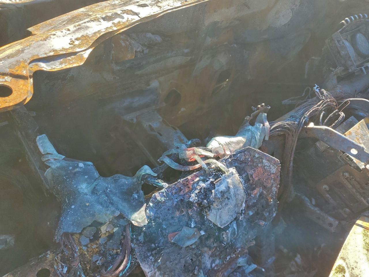 2004 Mazda B3000 Burn vin: 4F4YR12U24TM01544