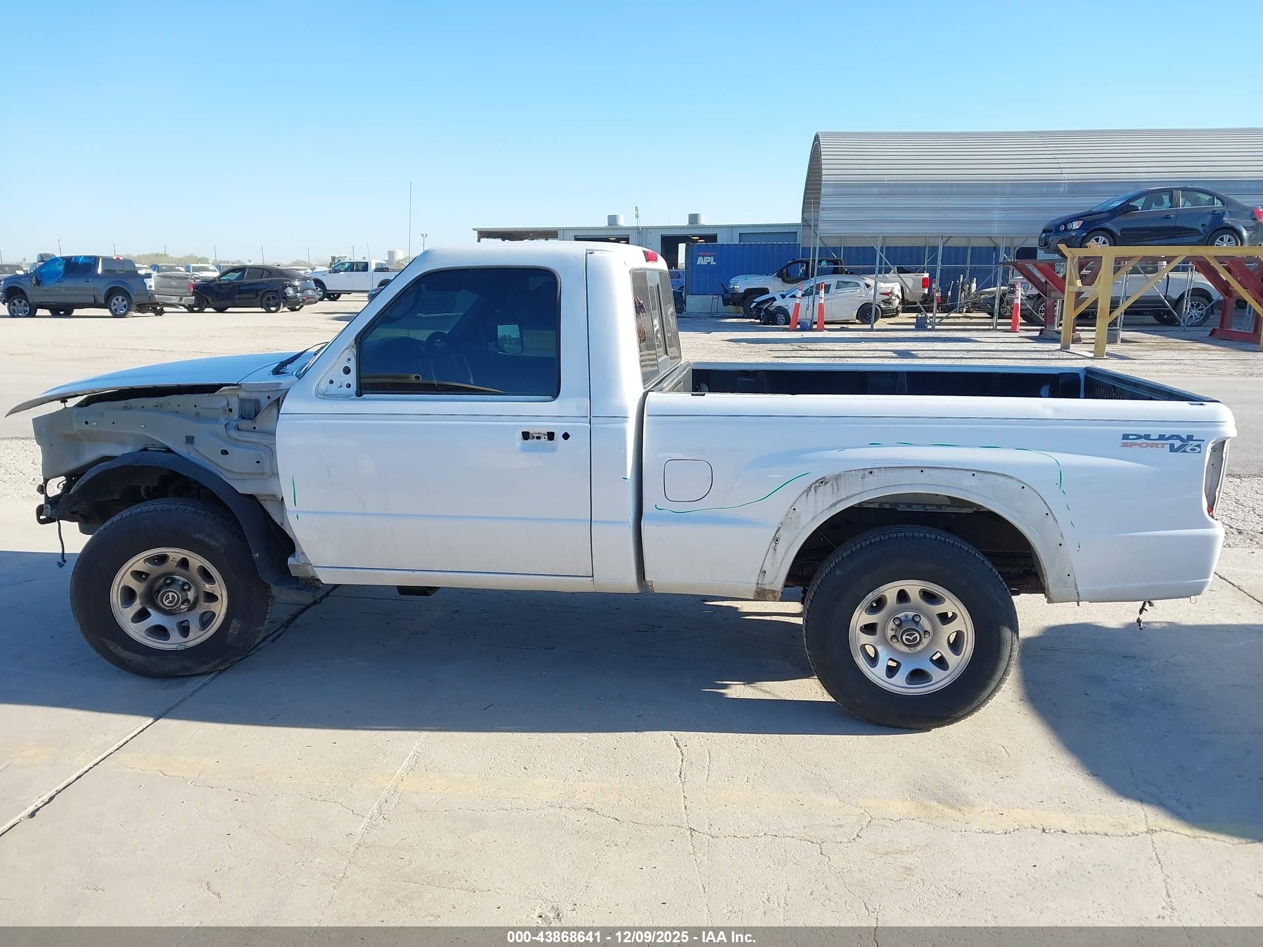 2006 Mazda B3000 Ds White vin: 4F4YR12U46PM00536