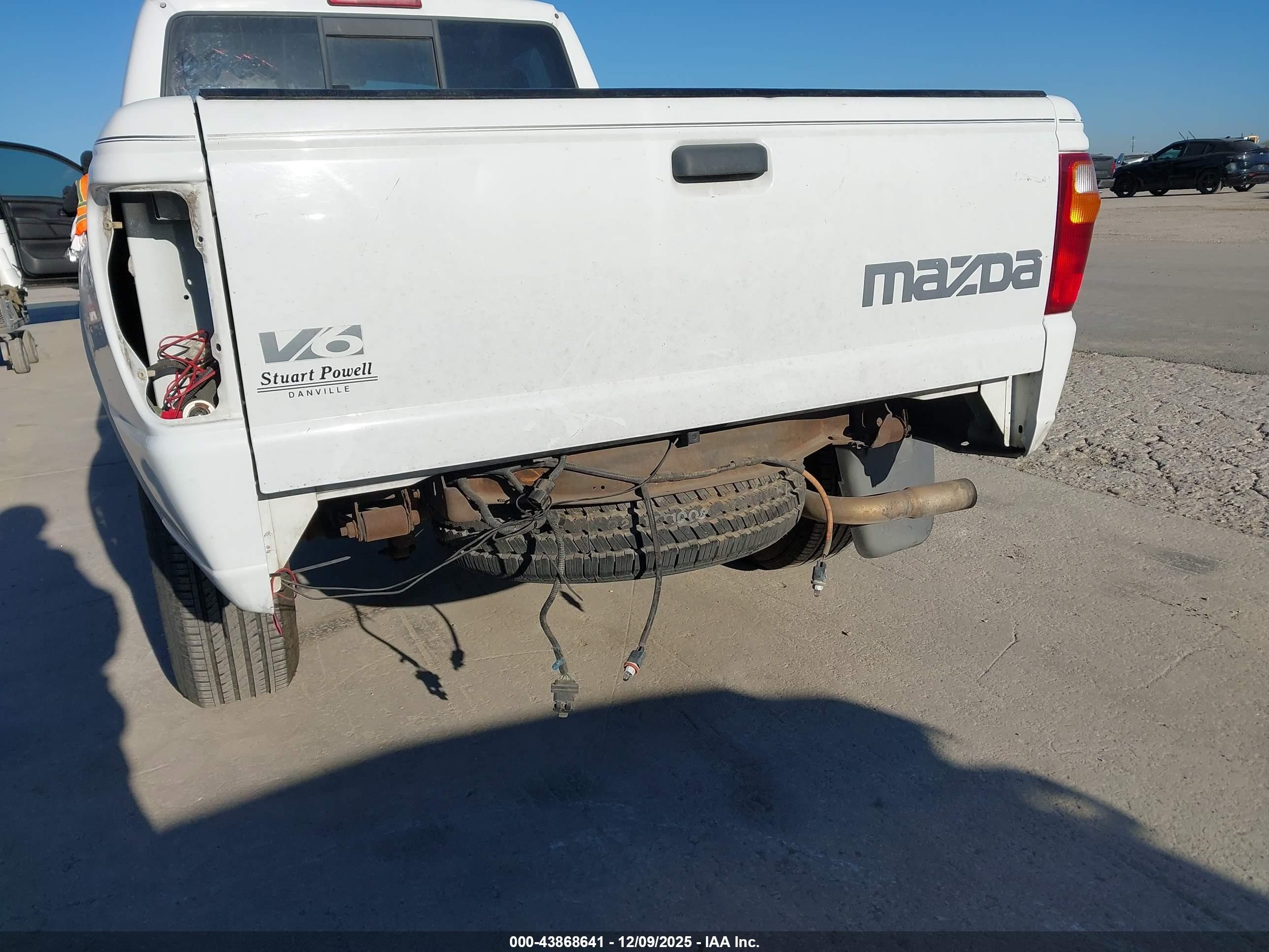 2006 Mazda B3000 Ds White vin: 4F4YR12U46PM00536
