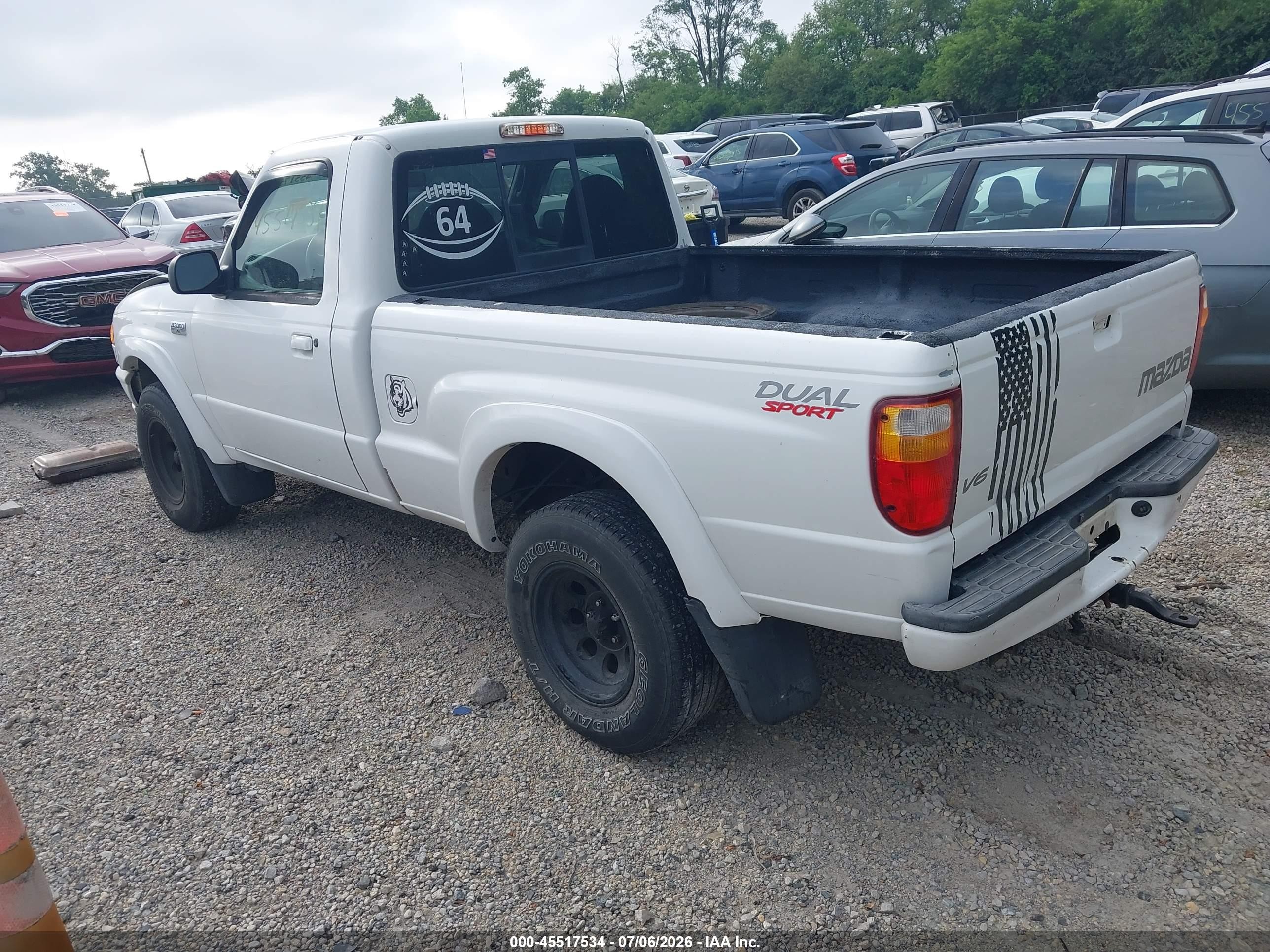 2002 Mazda B3000 Ds White vin: 4F4YR12U52TM24751
