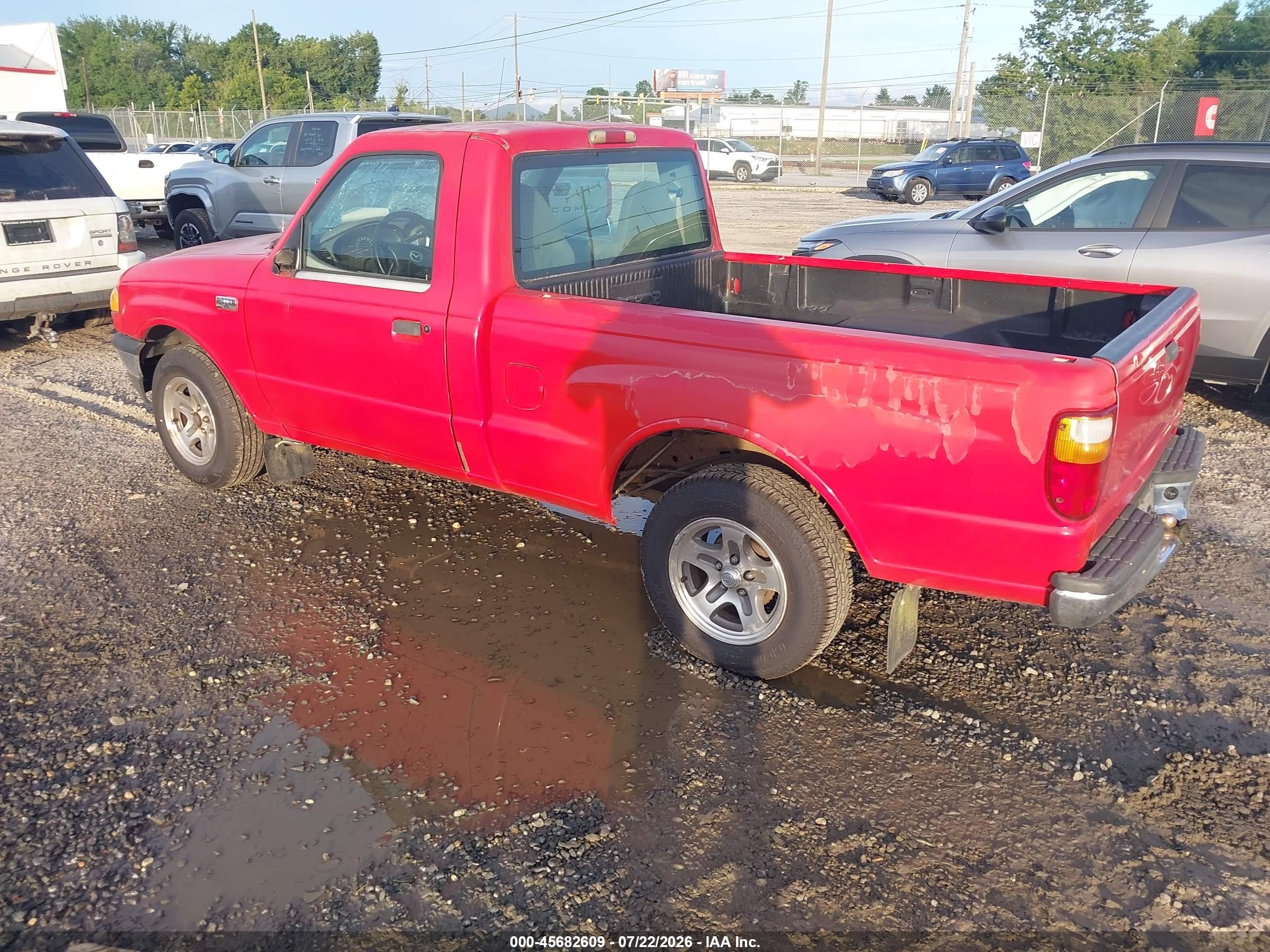 2001 Mazda B3000 Ds/se Red vin: 4F4YR12UX1TM17308