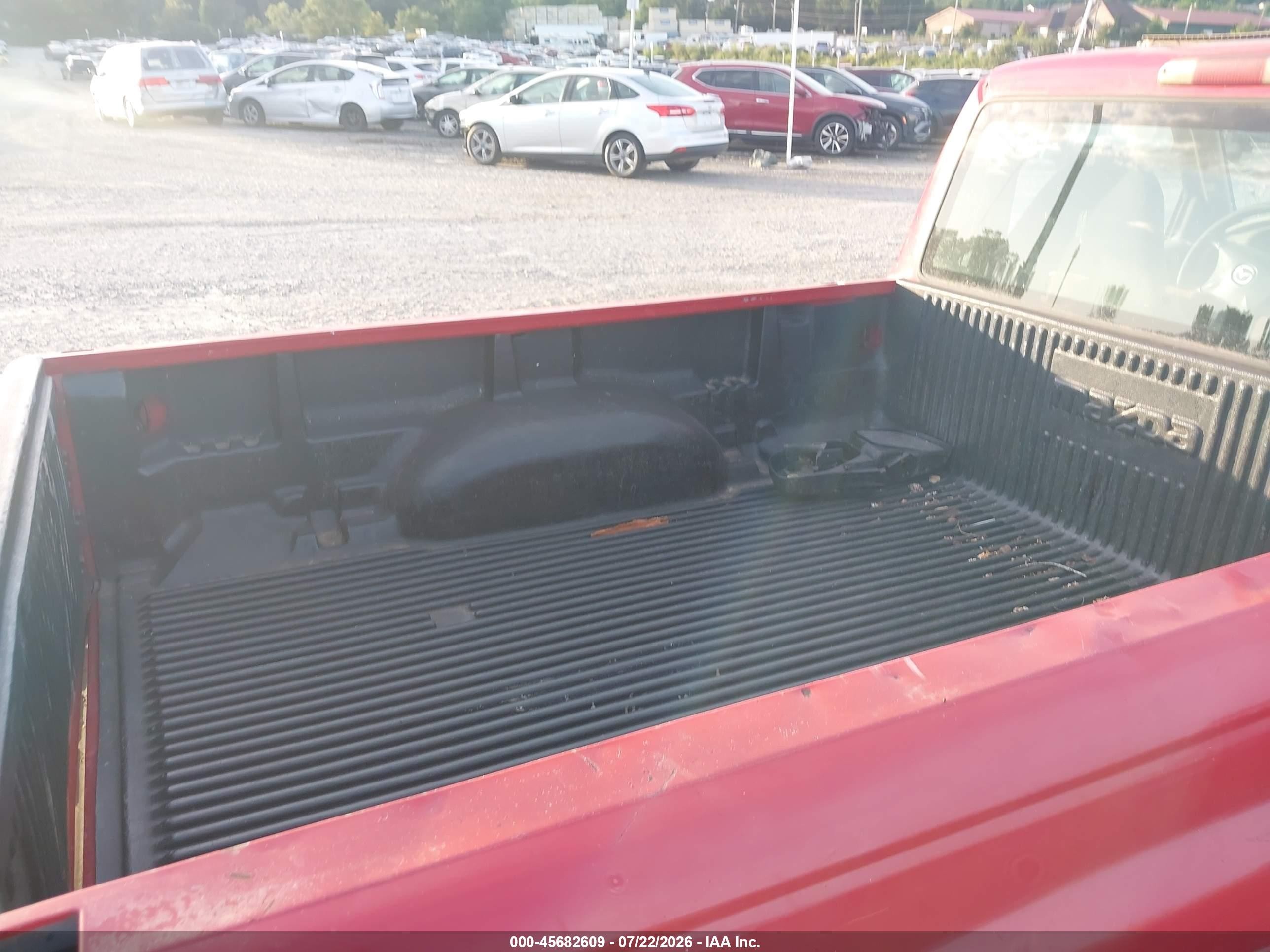 2001 Mazda B3000 Ds/se Red vin: 4F4YR12UX1TM17308
